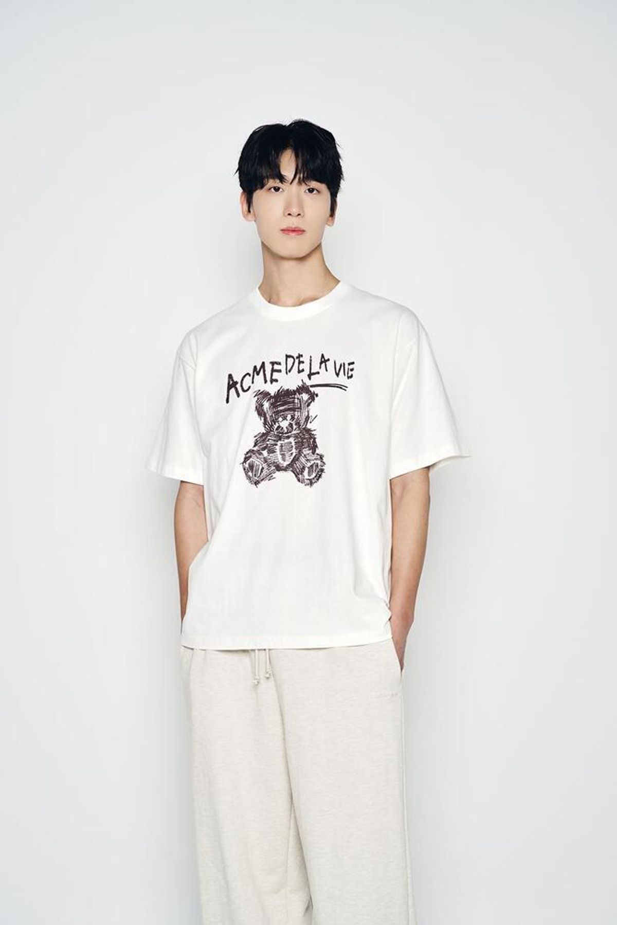 아크메드라비(ACME DE LA VIE) DRAWING BEAR SHORT SLEEVE T-SHIRT (3COLOR)