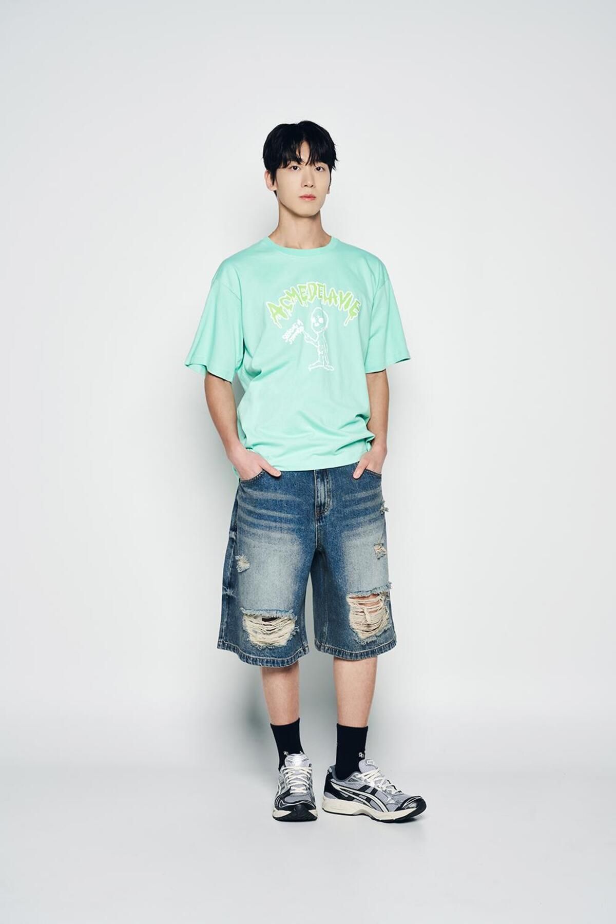 아크메드라비(ACME DE LA VIE) HEM LINE DESTROYED DENIM SHORT PANTS (2COLOR)
