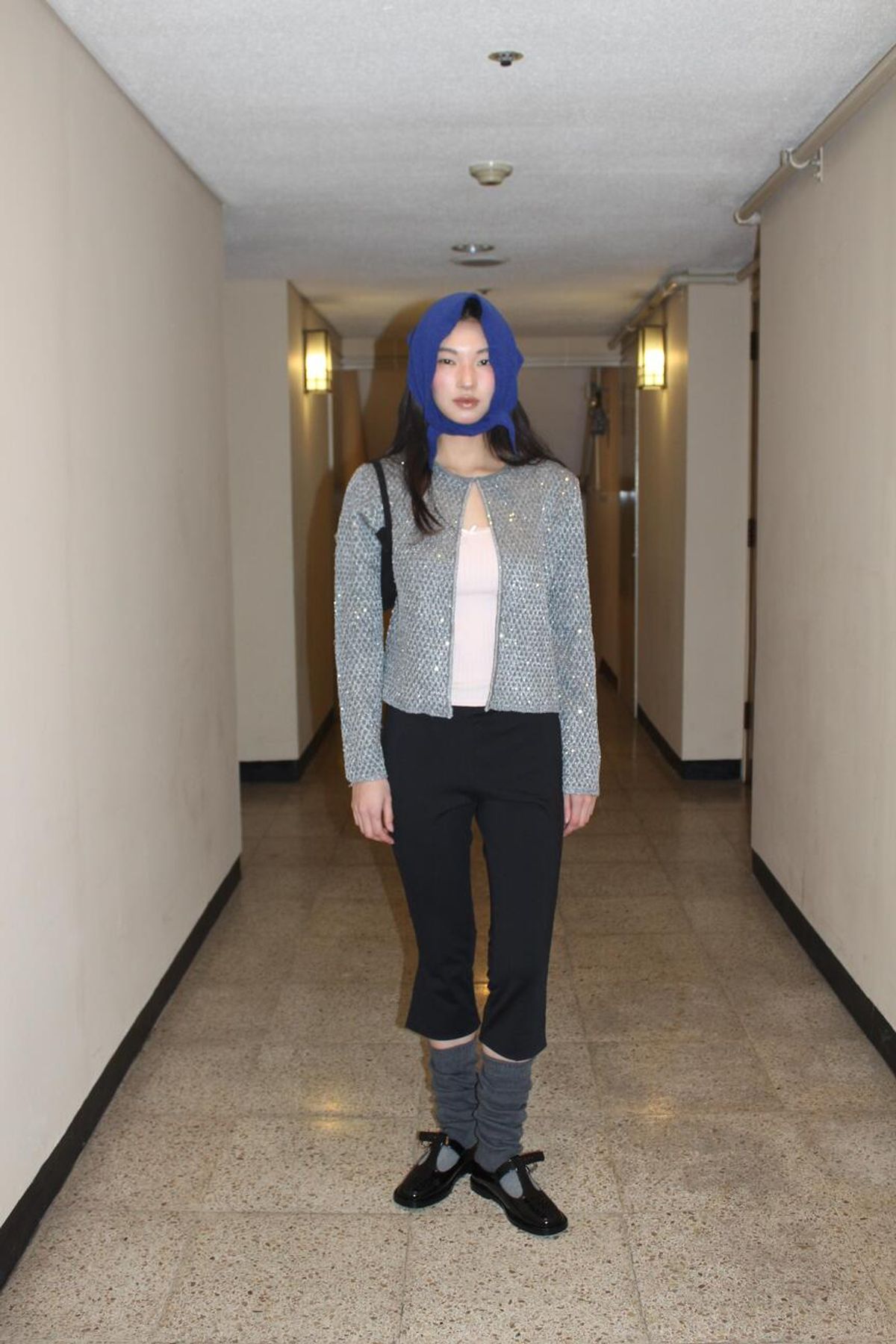 어텐즈(ATTENDS) Romantic black cropped pants