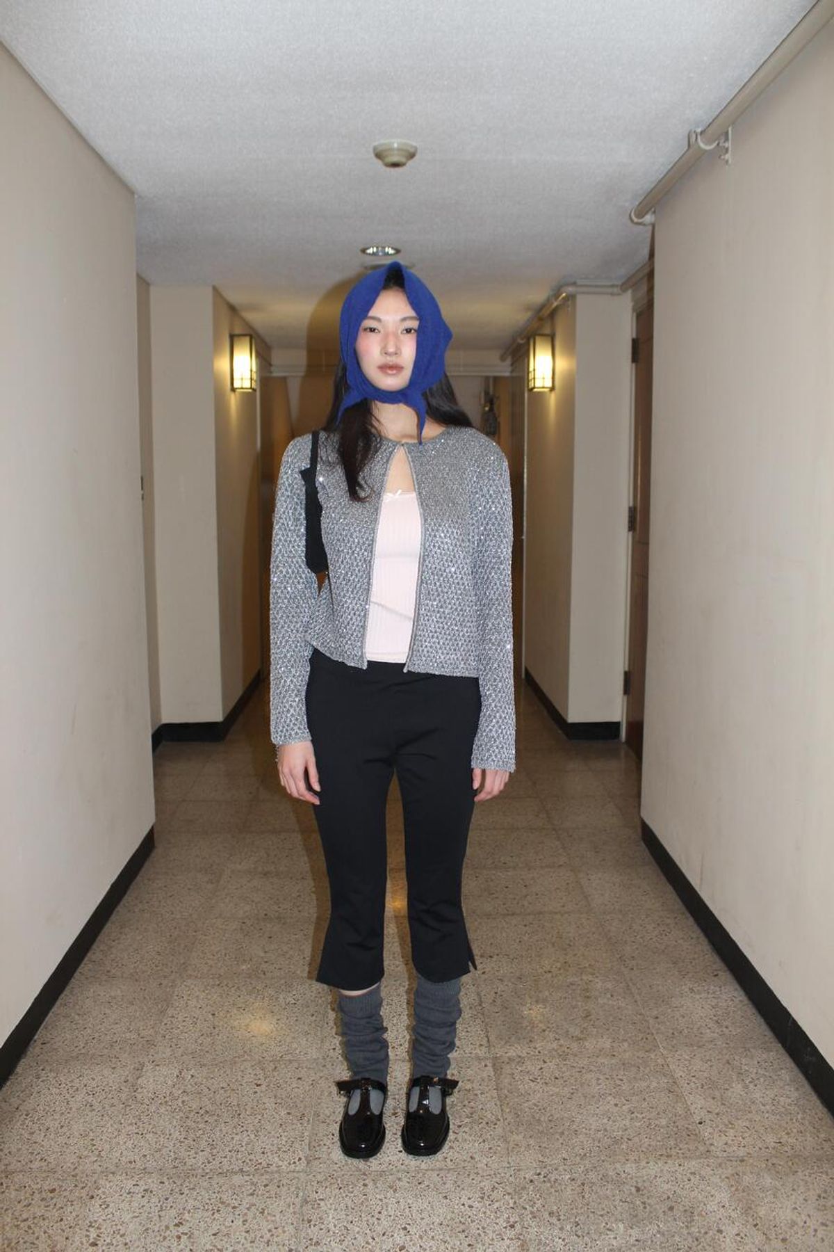 어텐즈(ATTENDS) Romantic black cropped pants
