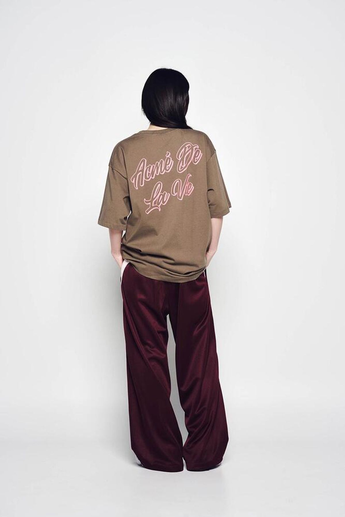 아크메드라비(ACME DE LA VIE) ONE POINT LOGO COLORING WIDE TRACK PANTS (3COLOR)
