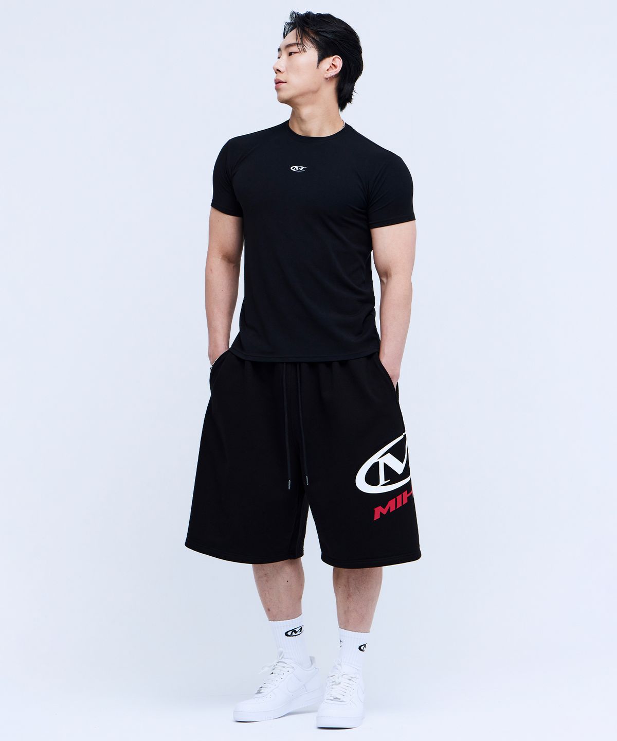 미학(MIHAK) 사이드 빅 로고 버뮤다 팬츠 (BLACK)