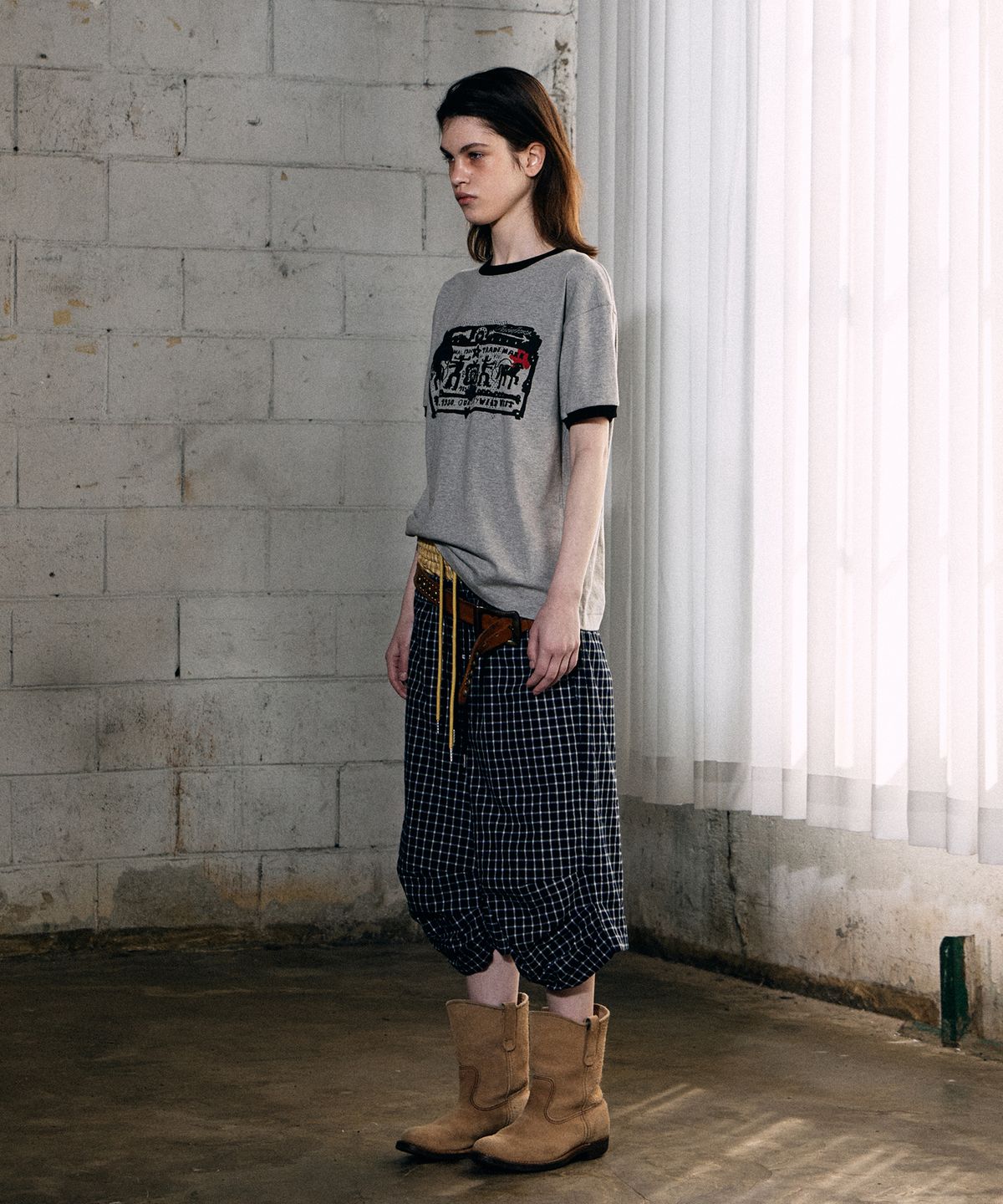 더바이닐하우스(THEVINYLHOUSE) THREE-QUARTER CHECK PANTS NAVY