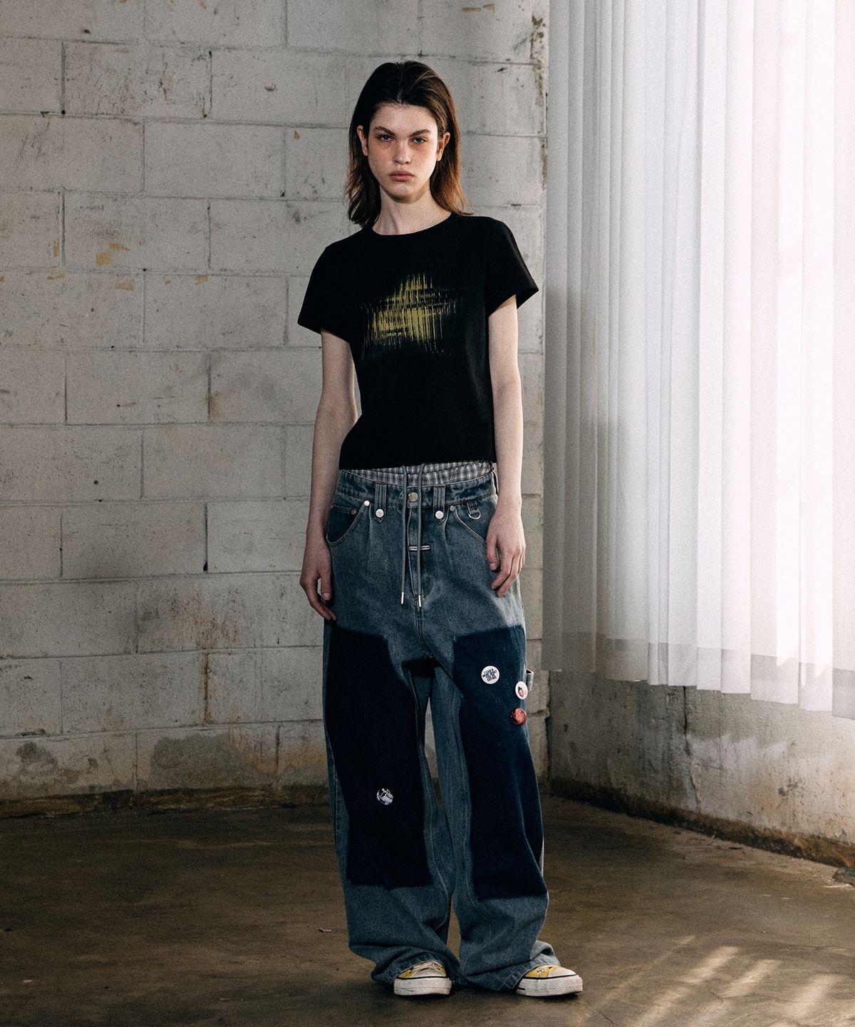 더바이닐하우스(THEVINYLHOUSE) BLUR STAR TEE BLACK
