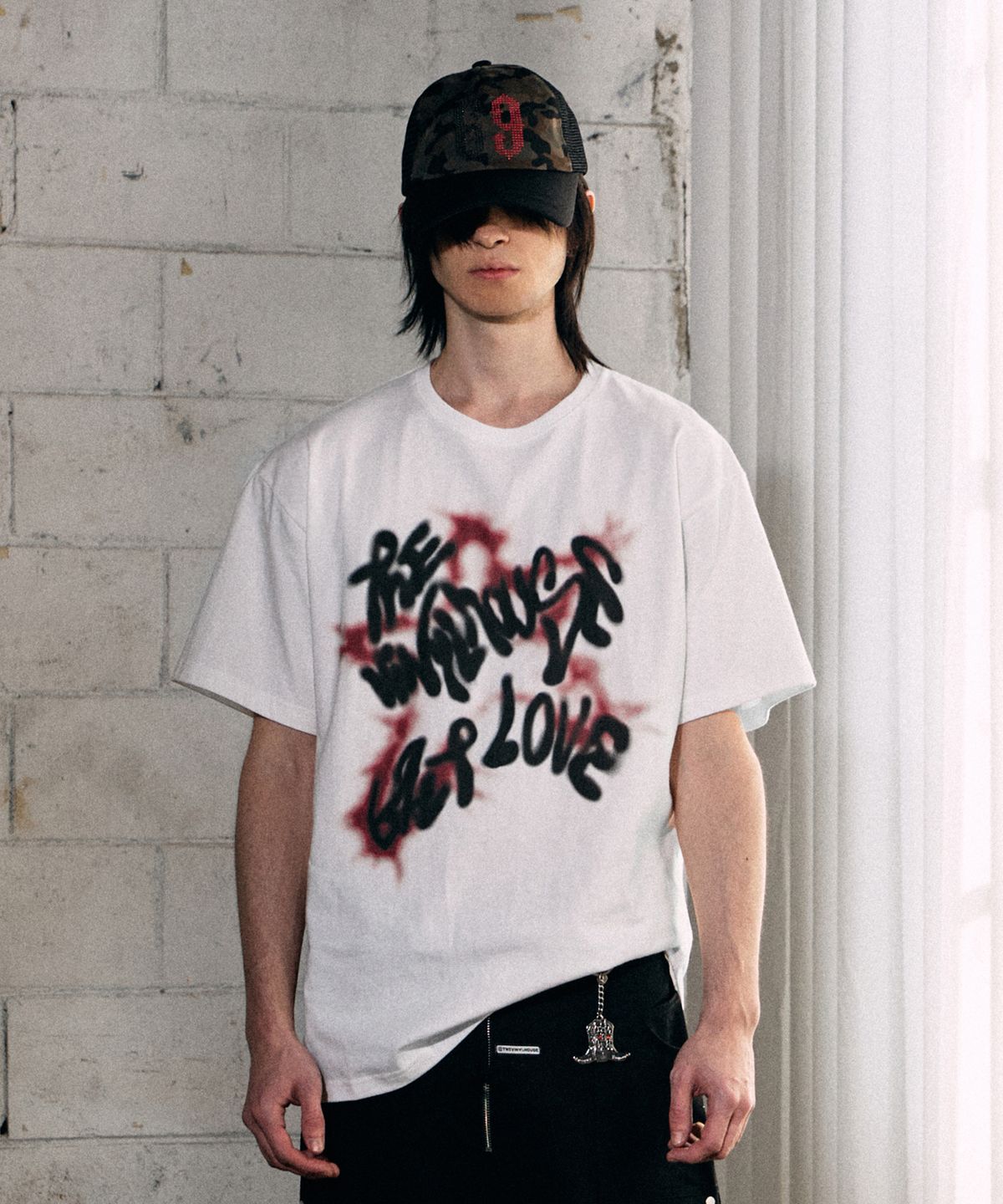 더바이닐하우스(THEVINYLHOUSE) SPRAY STAR TEE WHITE