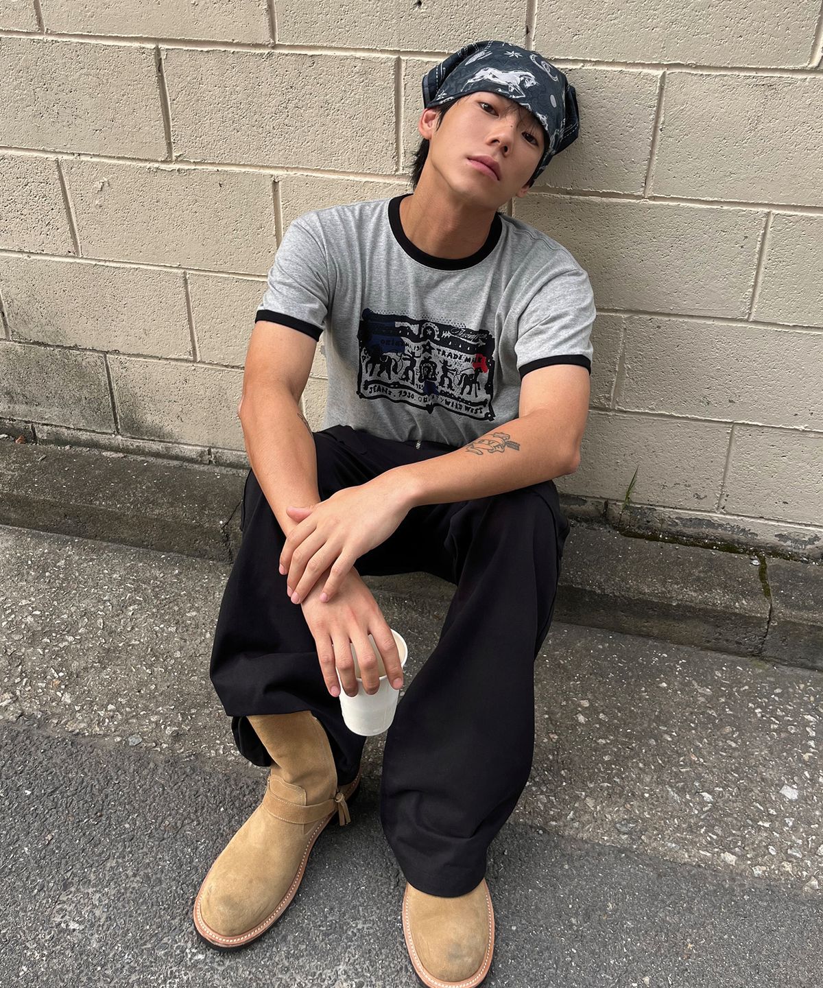 더바이닐하우스(THEVINYLHOUSE) COWBOY PICTOGRAM RINGER TEE GREY