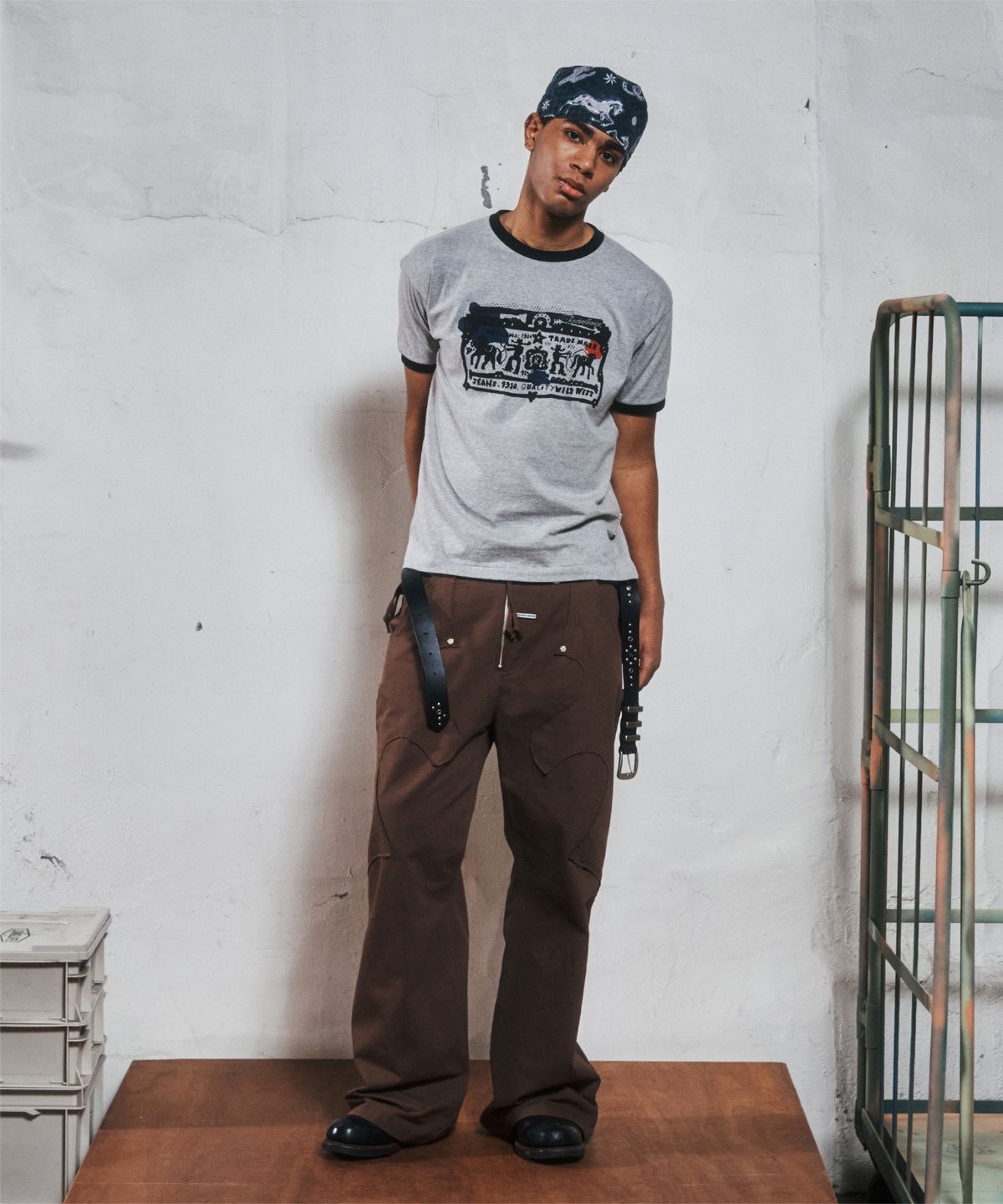 더바이닐하우스(THEVINYLHOUSE) COWBOY PICTOGRAM RINGER TEE GREY