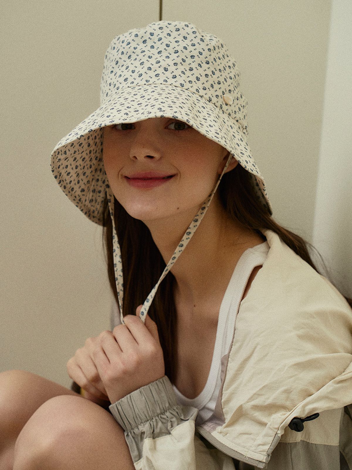 메르헨(MERCHEN) Florall strap bucket hat_2color