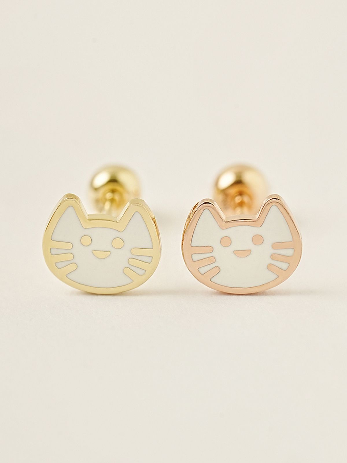 미니멀피어싱(MINIMALPIERCING) 14K 에나멜 마일드 캣 피어싱 귀걸이