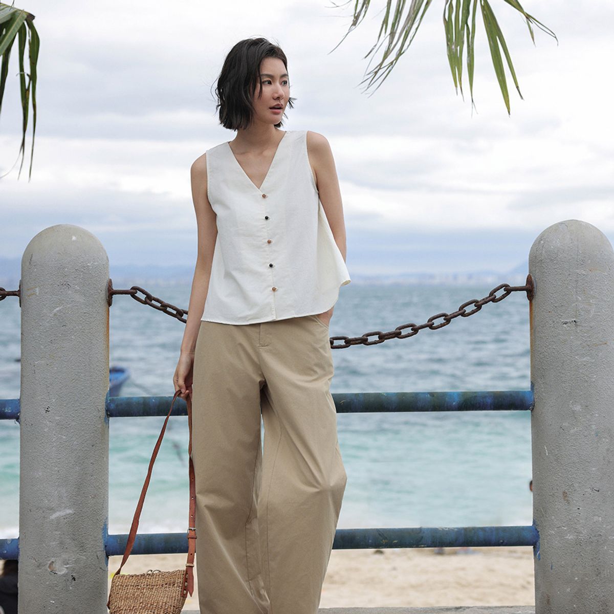 랭썬(LANGSON) LS_Loose v-neck french vest