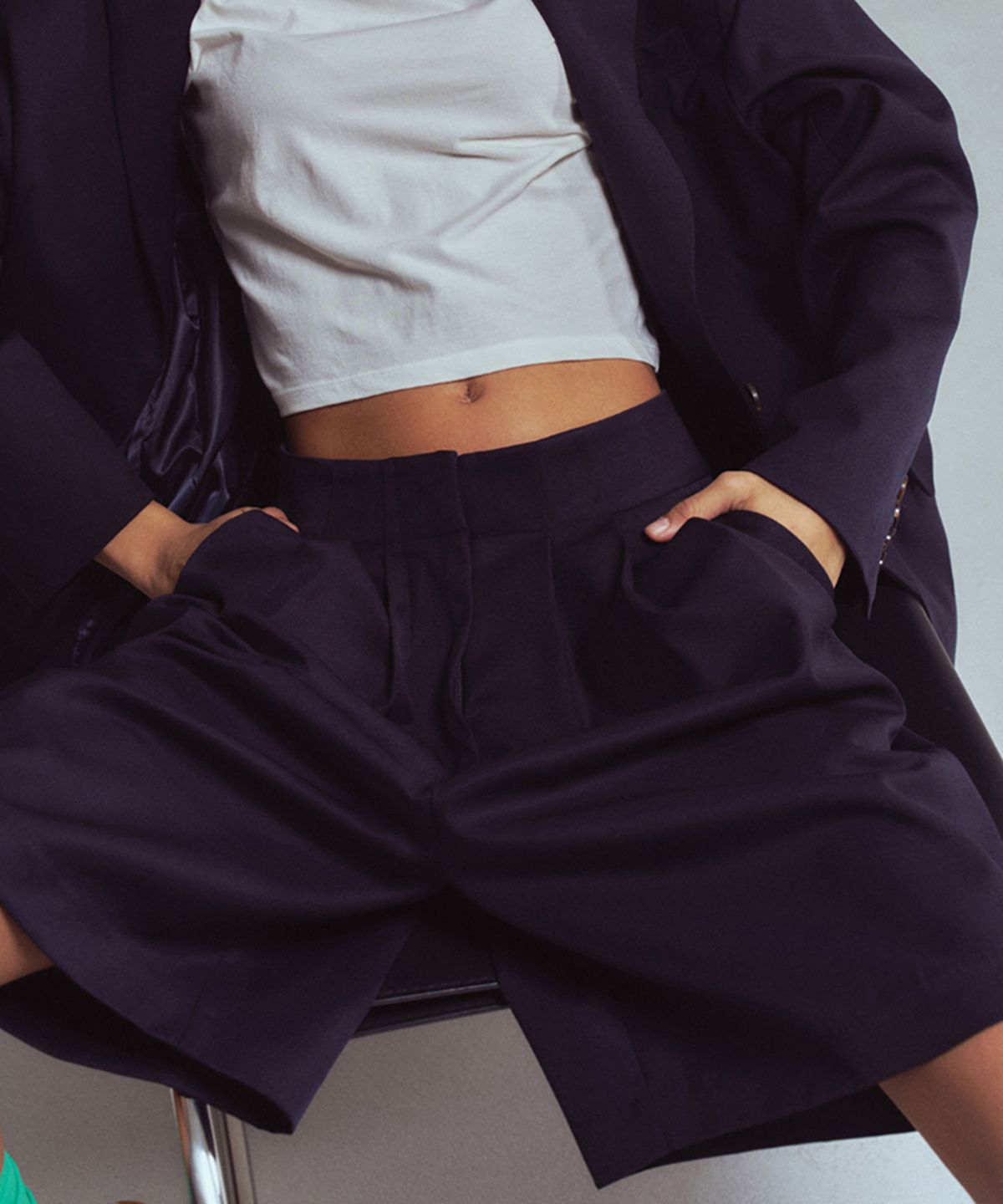 에르에르(ERER) Half slacks Navy
