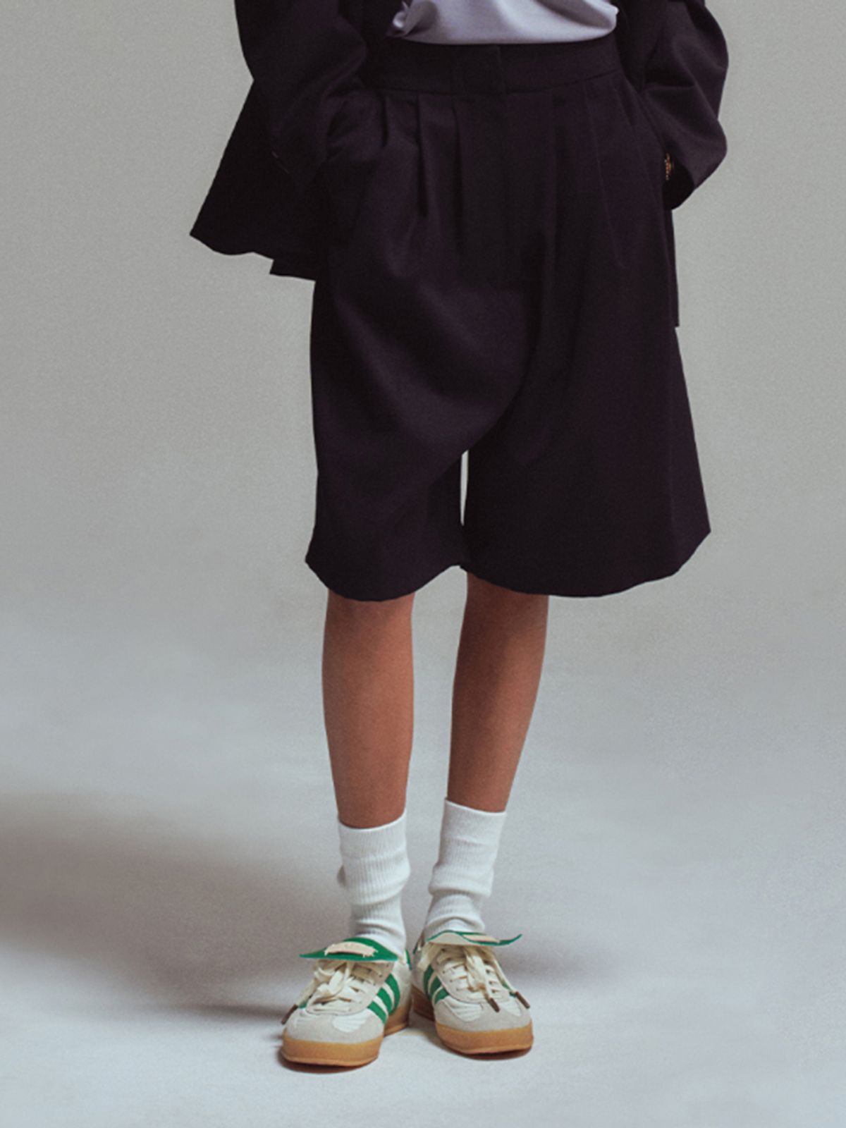 에르에르(ERER) Half slacks Black