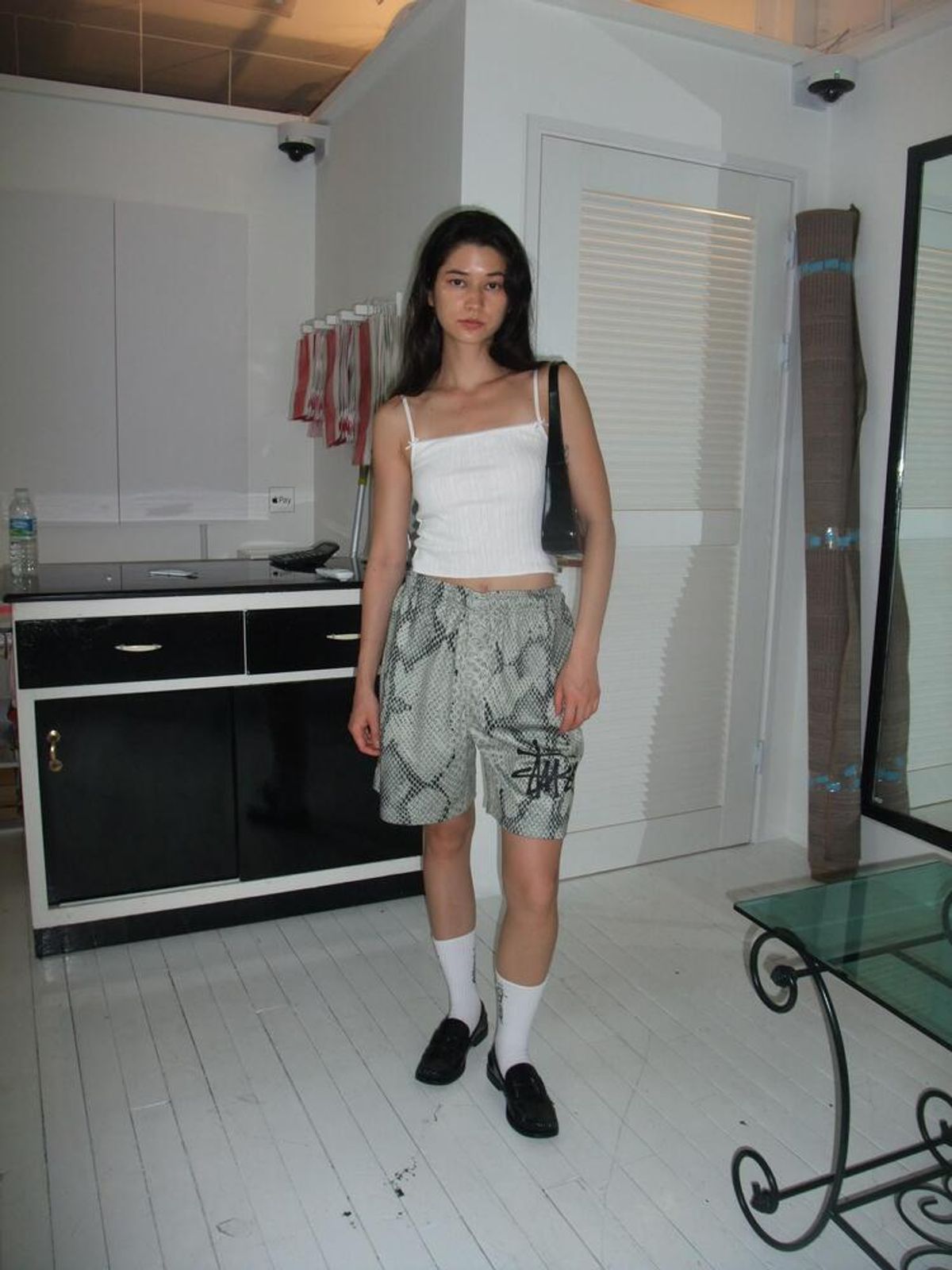 어텐즈(ATTENDS) Archie Punching Tank Top (White)