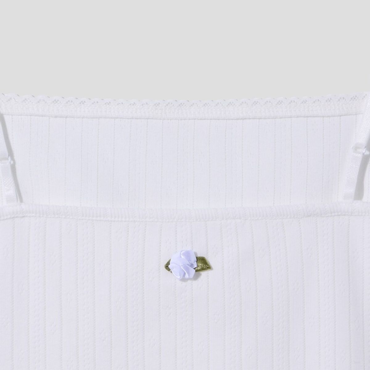 어텐즈(ATTENDS) Archie Punching Tank Top (White)