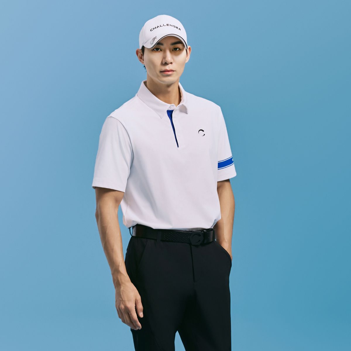 챌린저(CHALLENGER) 남성 폴리 소매 프린트 포인트 카라 반팔 티셔츠 화이트