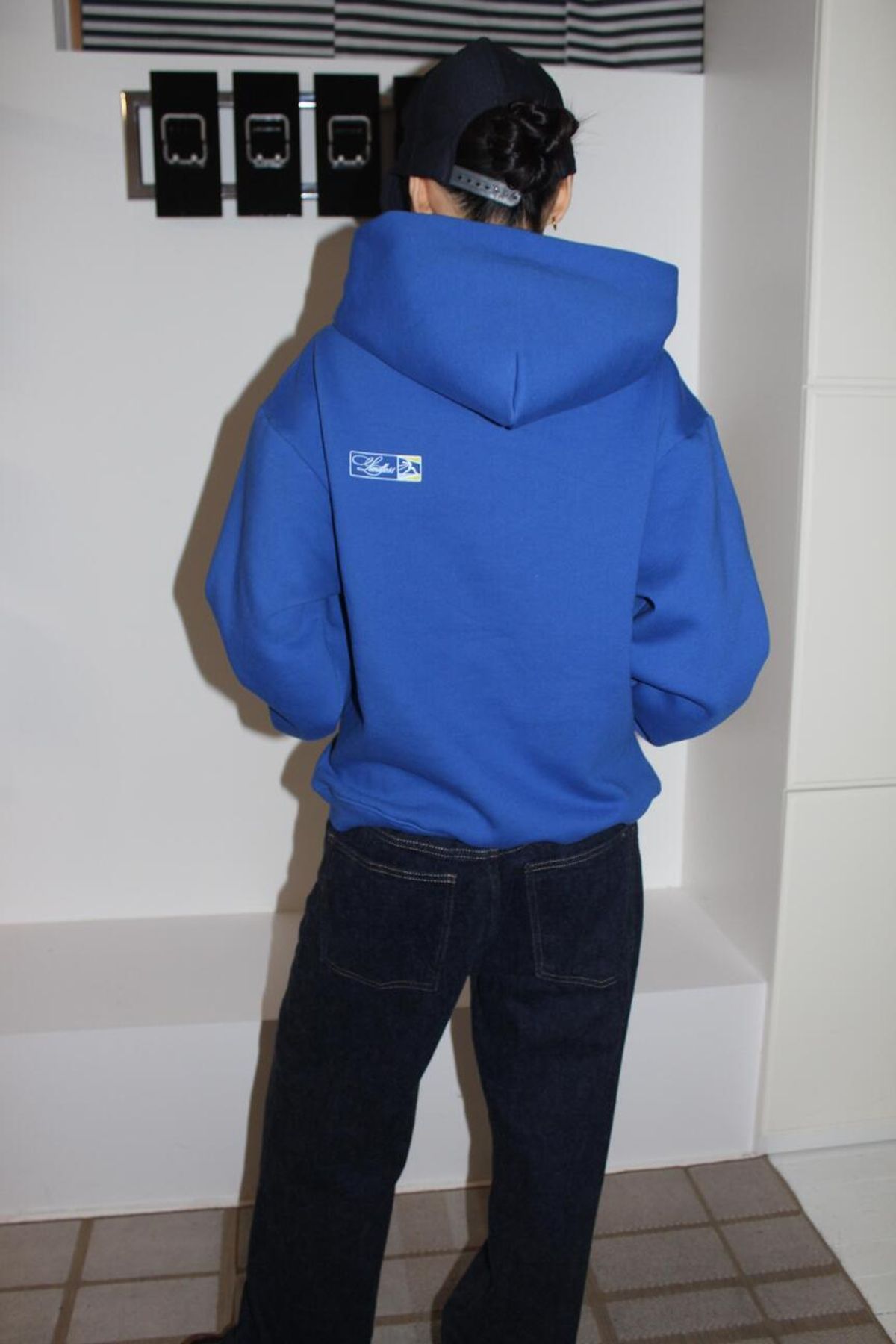 어텐즈(ATTENDS) Limitless attends hood (Blue)
