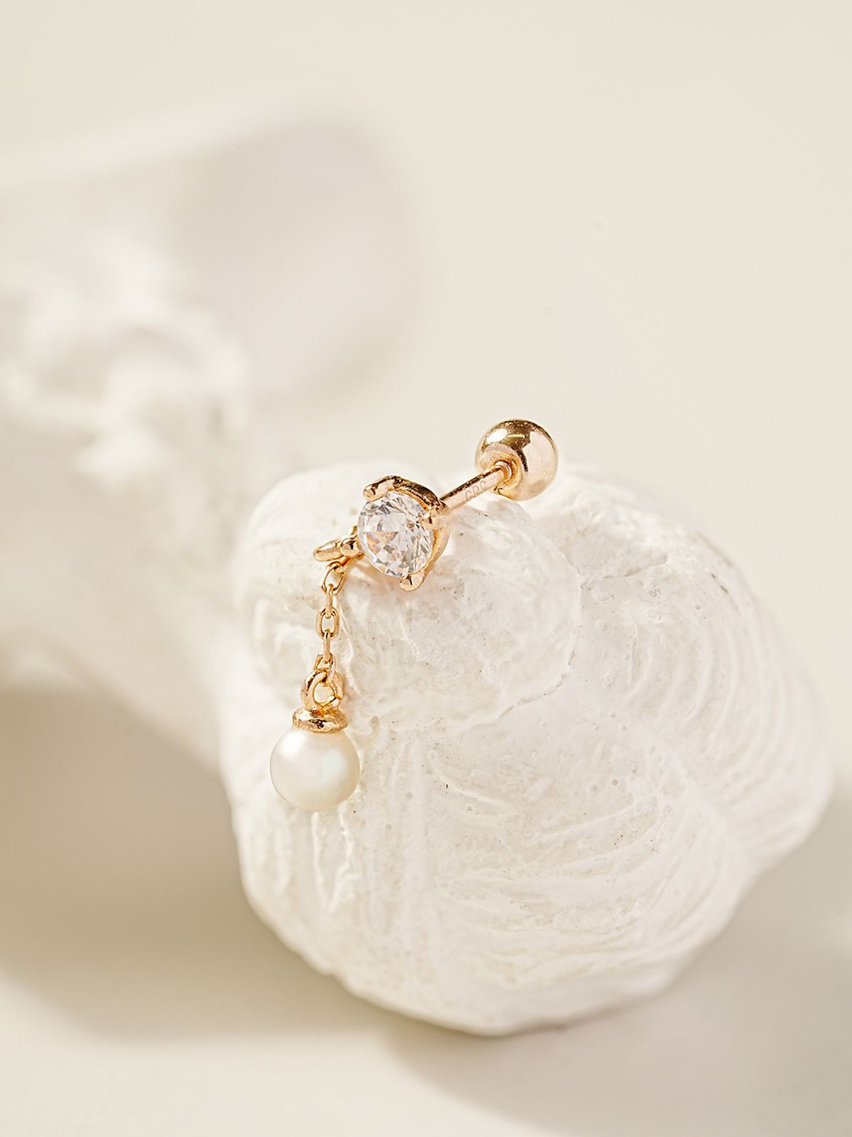 미니멀피어싱(MINIMALPIERCING) 14K 포인트 큐빅 담수진주 드롭 피어싱 귀걸이