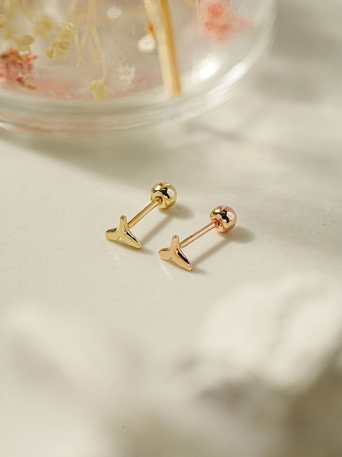 미니멀피어싱(MINIMALPIERCING) 14K 미니 고래꼬리 피어싱 귀걸이