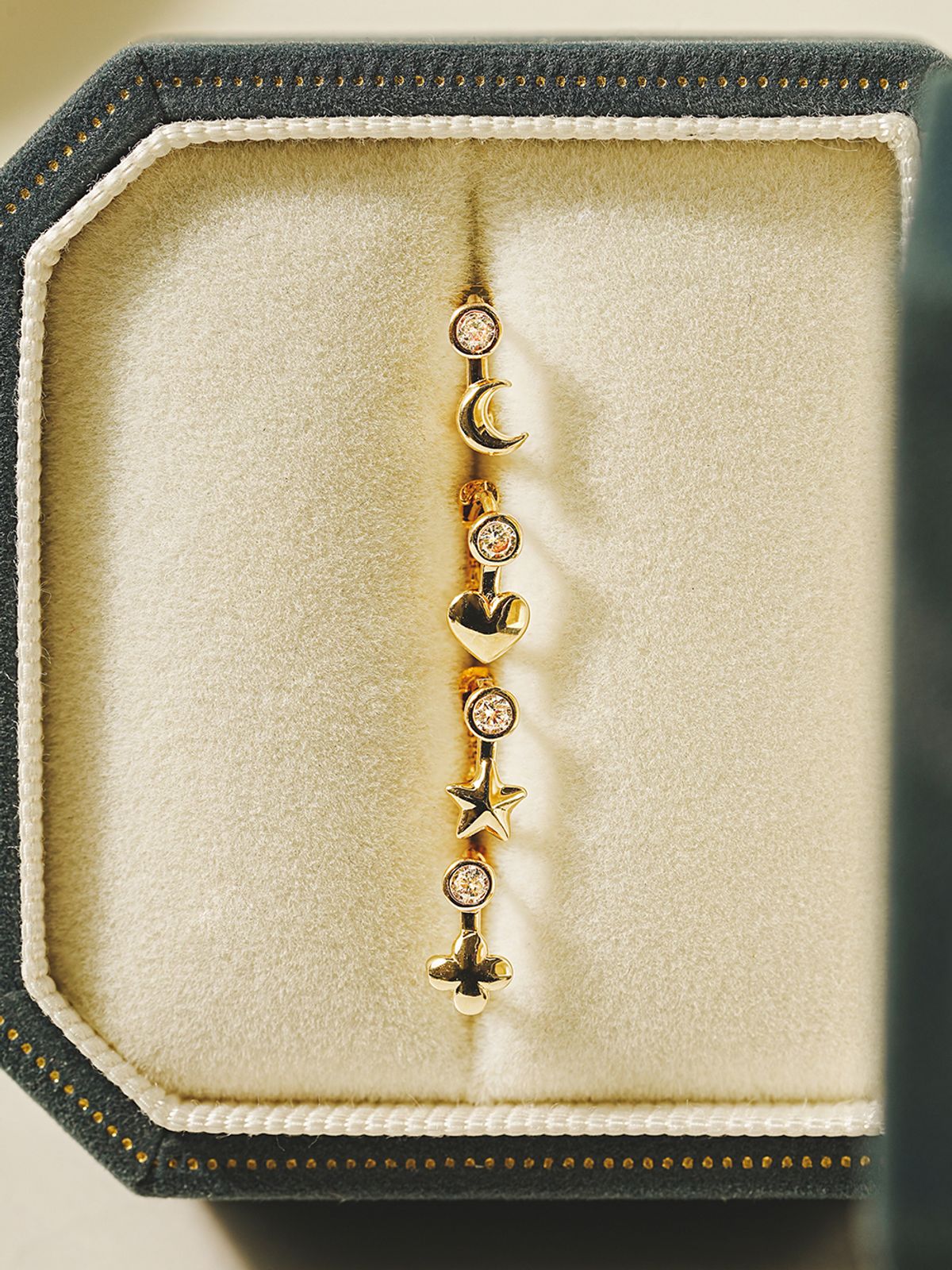 미니멀피어싱(MINIMALPIERCING) 14K 18K 심볼 별 달 하트 클로버 원터치 링 귀걸이