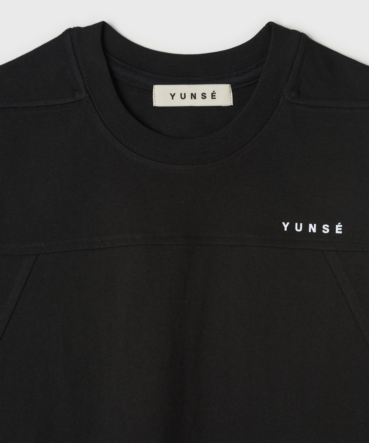 윤세(YUNSE) 유니섹스 박스 슬리브리스 (블랙)