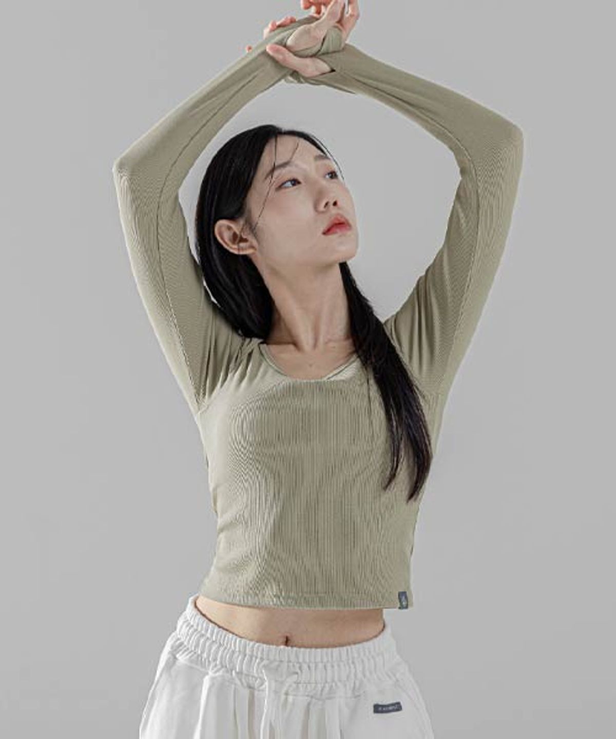 모어아웃(MOREOUT) 여성요가복 핑거홀 골지 긴팔탑 2TT5236