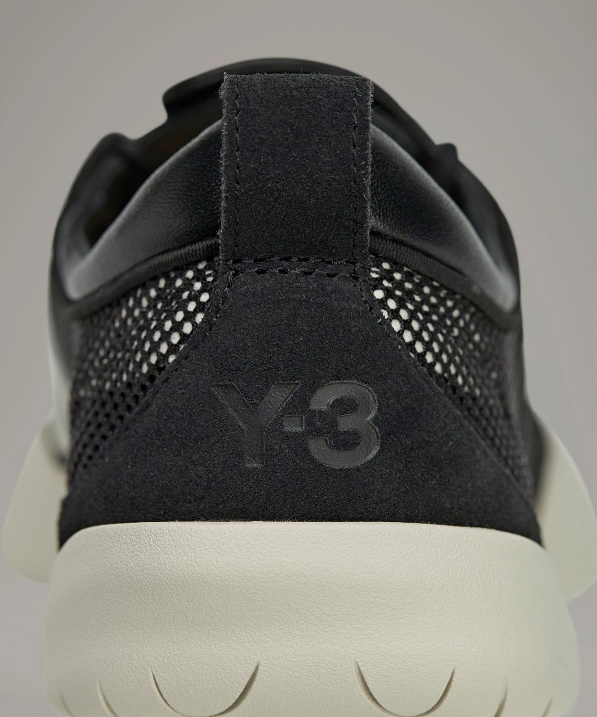 와이쓰리(Y-3) Y-3 REGU - 블랙 / JH8063