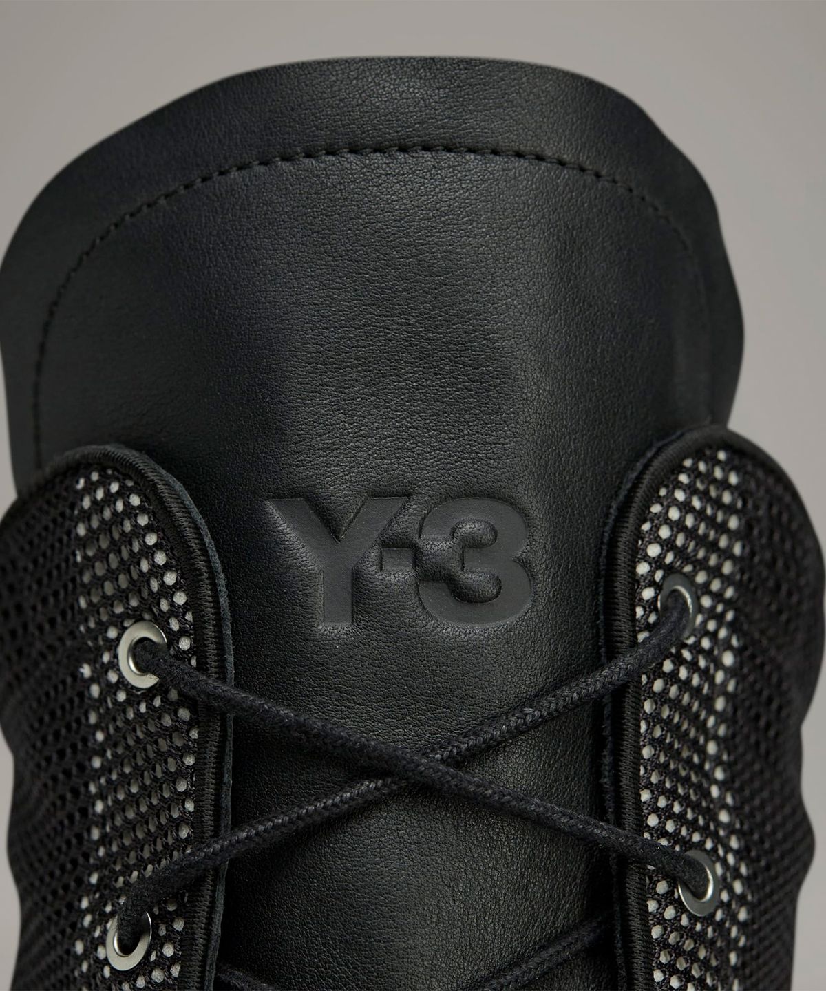 와이쓰리(Y-3) Y-3 REGU 부츠 - 블랙 / JH8062