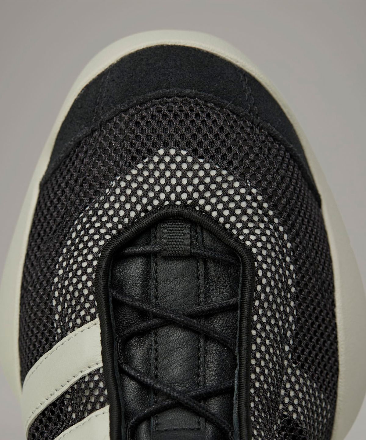 와이쓰리(Y-3) Y-3 REGU 부츠 - 블랙 / JH8062