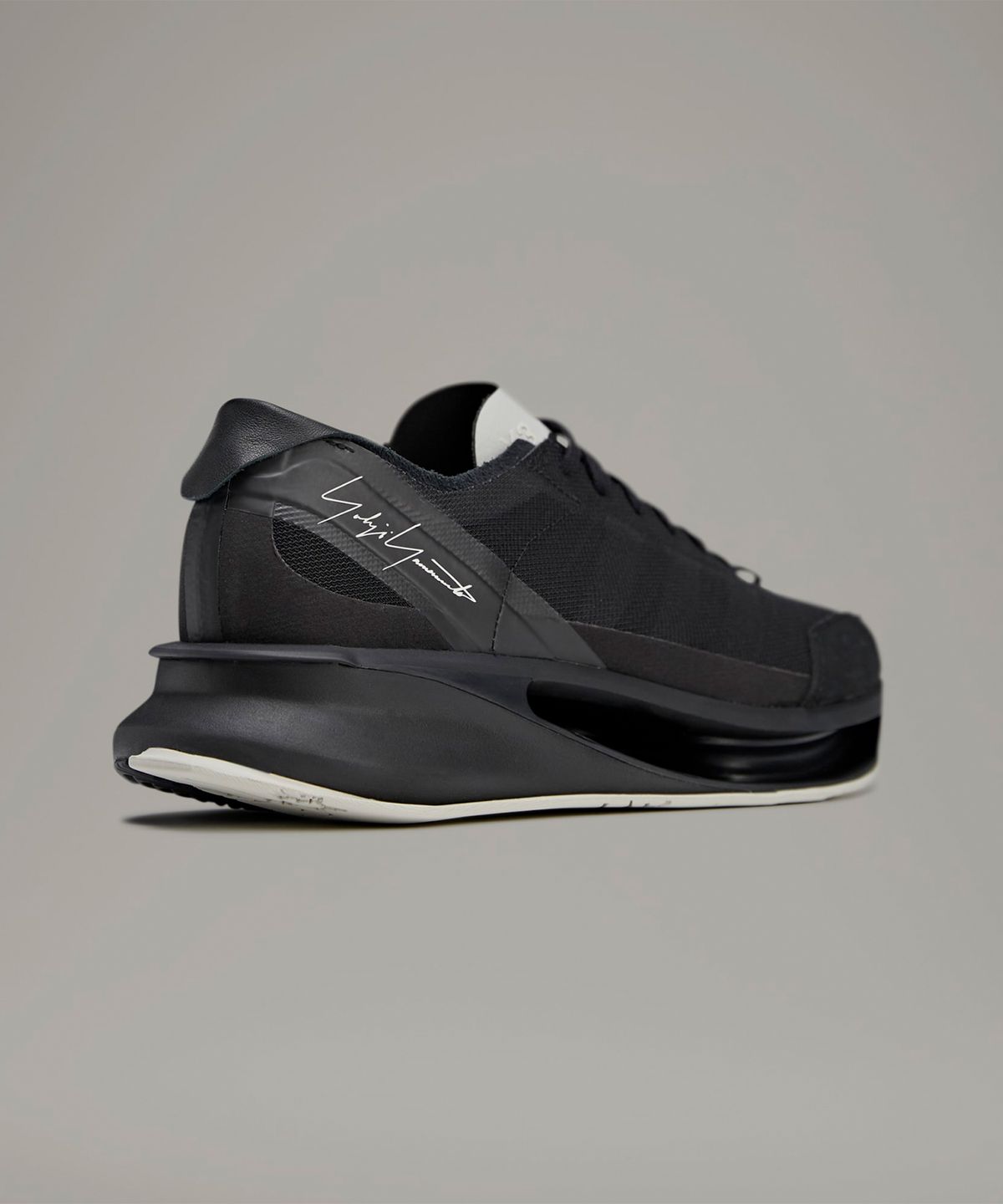 와이쓰리(Y-3) Y-3 S-Gendo 런 - 블랙 / JQ2451