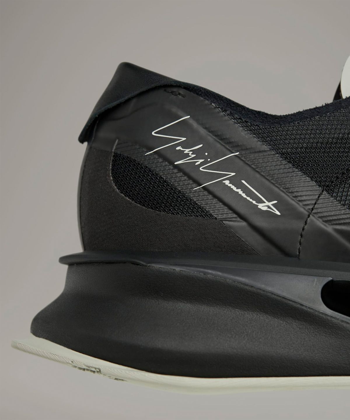 와이쓰리(Y-3) Y-3 S-Gendo 런 - 블랙 / JQ2451