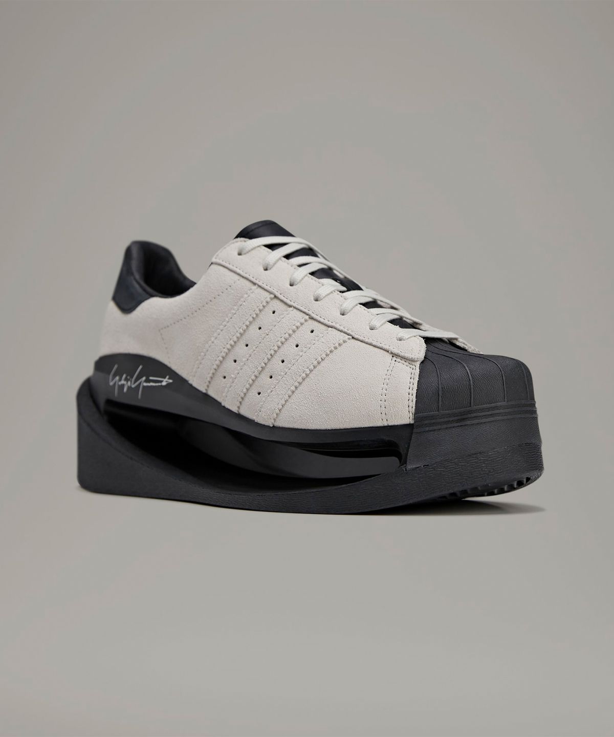와이쓰리(Y-3) Y-3 Gendo 슈퍼스타 - 탈크:블랙 / JQ2452