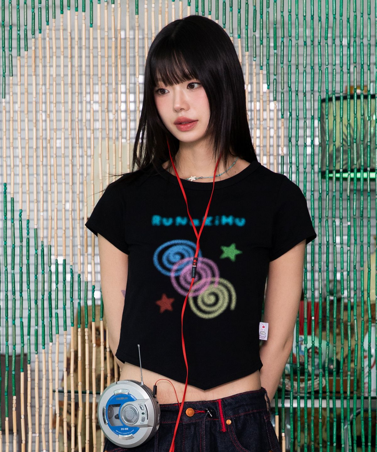 루나키후(RuNaKi'Hu') WXT033 롤리팝 언발크롭 반팔 티셔츠 (BLACK)