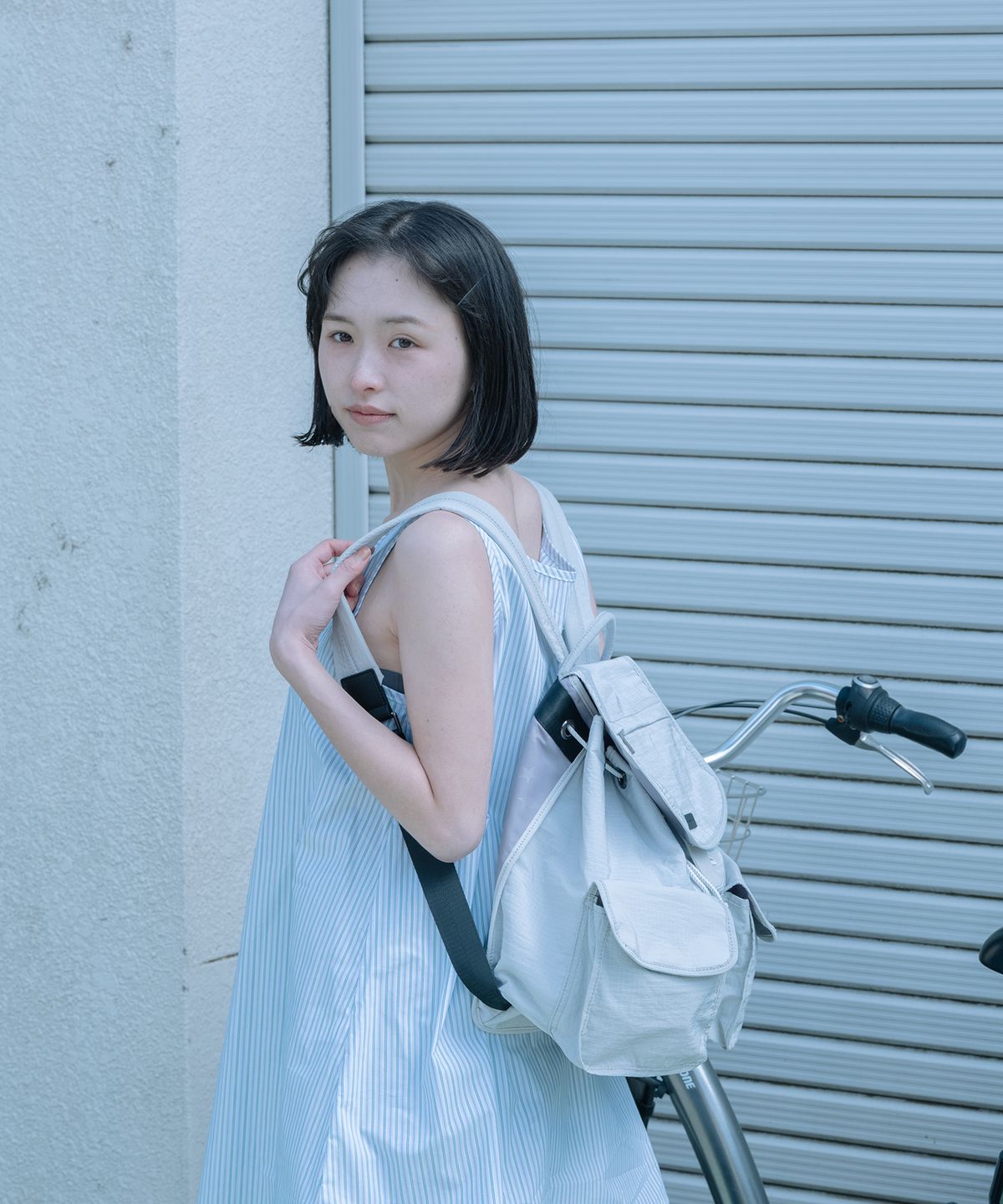 오헤시오(OHESHIO) TWO POCKET BACKPACK, LIGHT GRAY