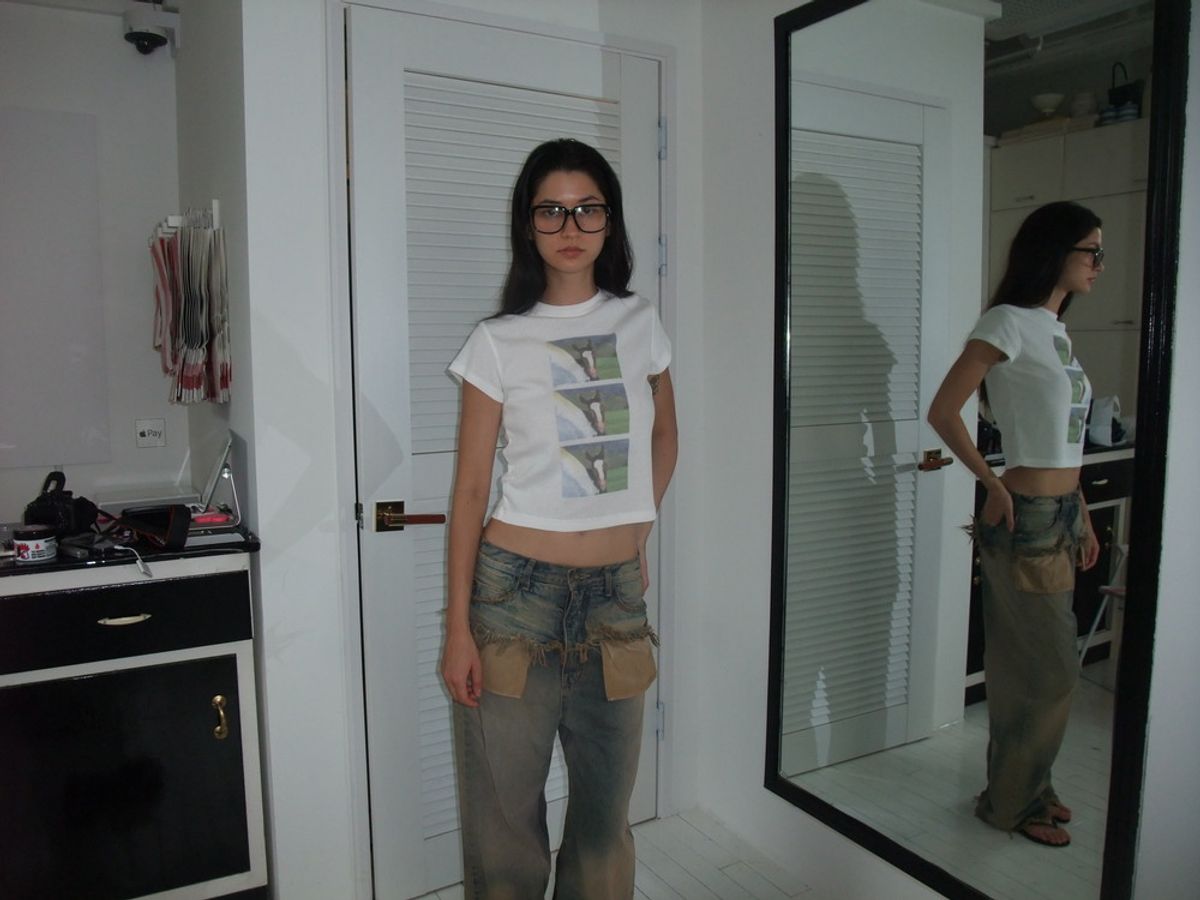 어텐즈(ATTENDS) Attends Island tee shirt
