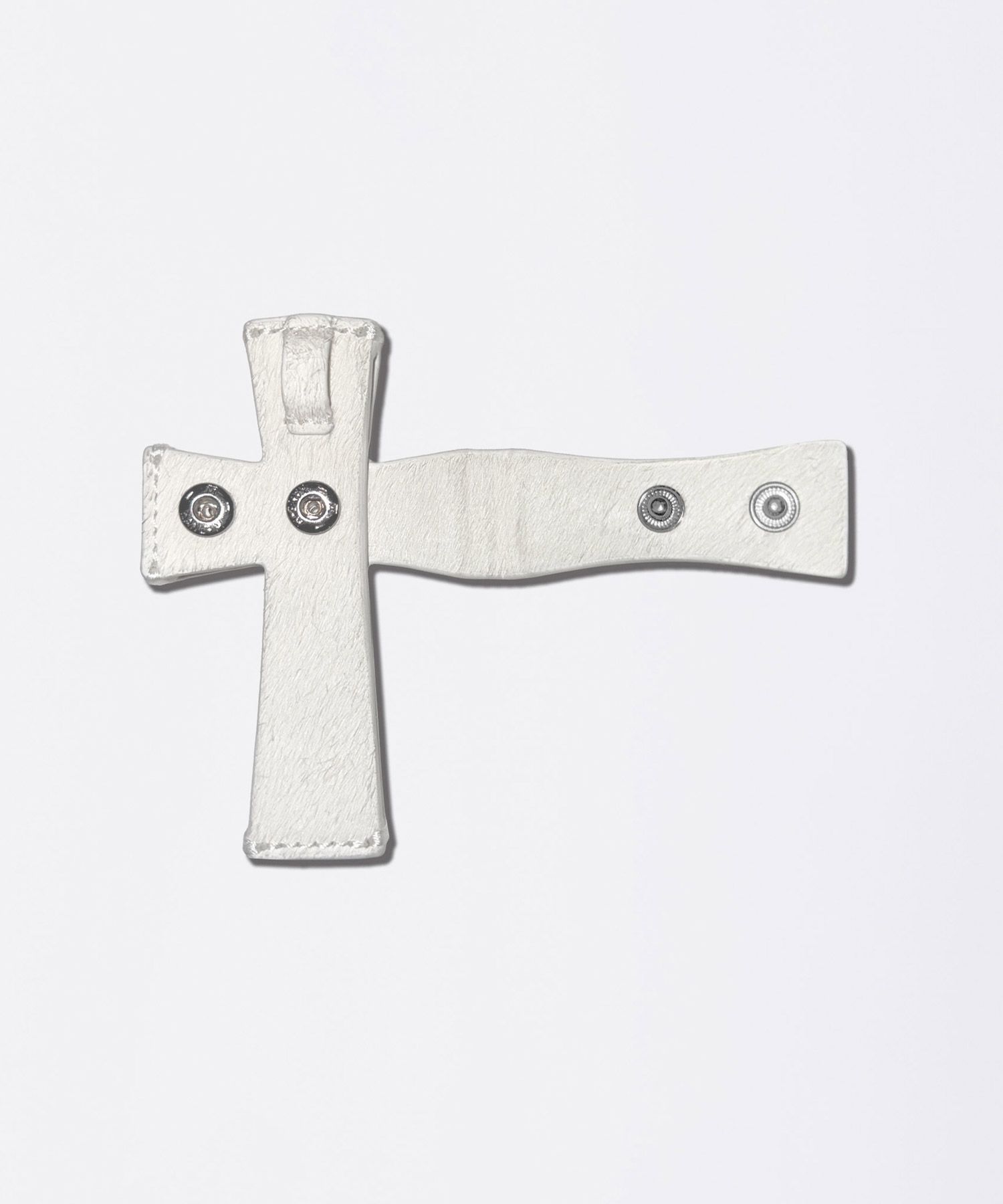 MUSINSA公式 | SCULPTOR Cross Hair On Strap Wallet White