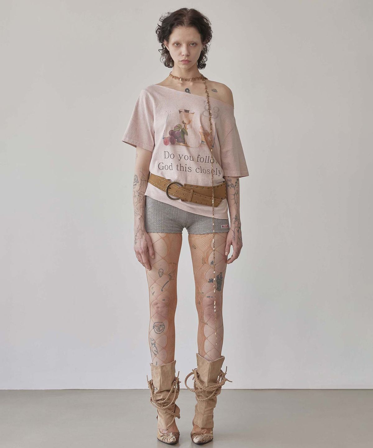 스컬프터(SCULPTOR) 83 Faith Cut Out Tee Washed Apricot
