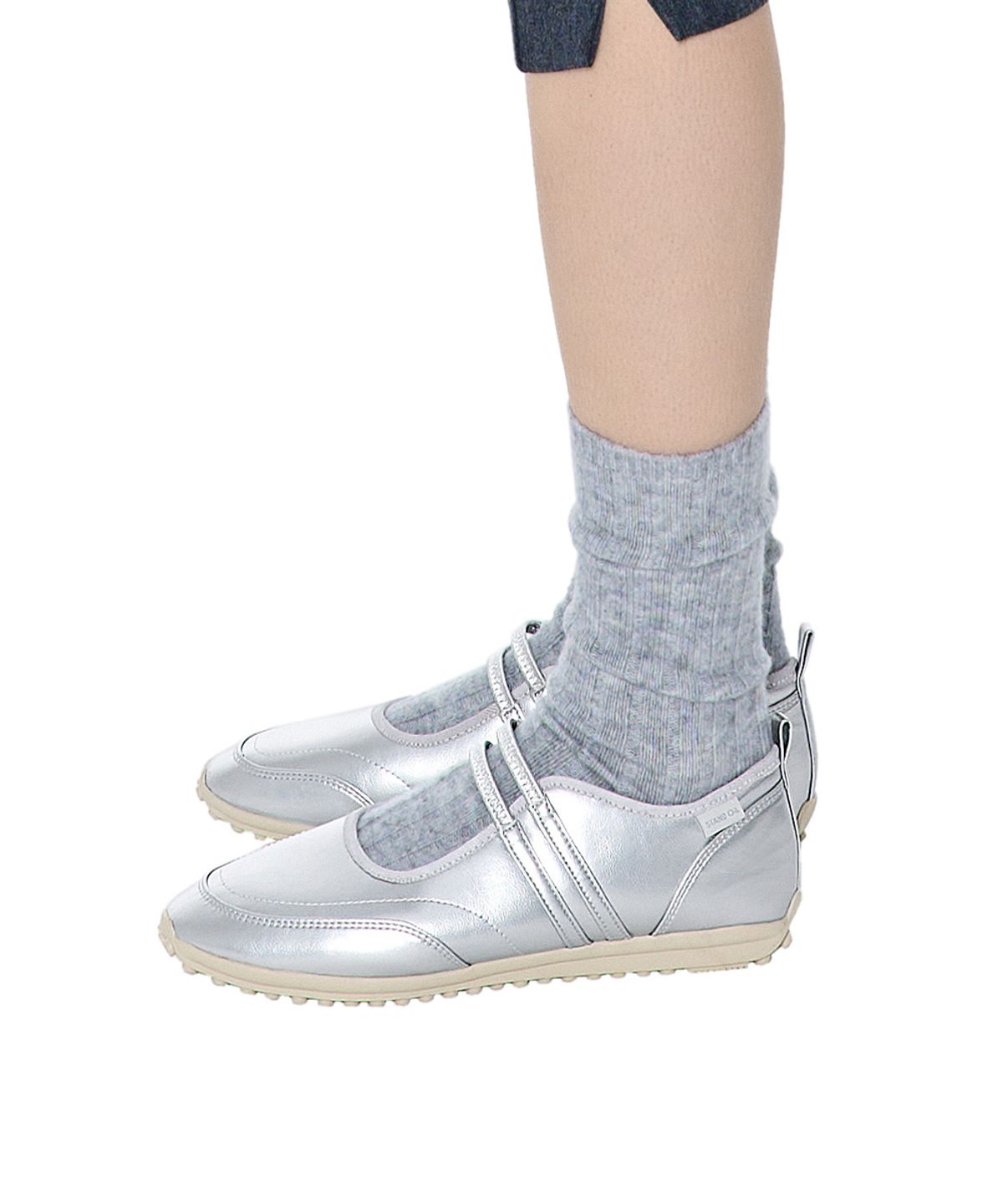 스탠드오일(STAND OIL) Strap Mary Jane Sneakers · 스트랩 메리제인 스니커즈