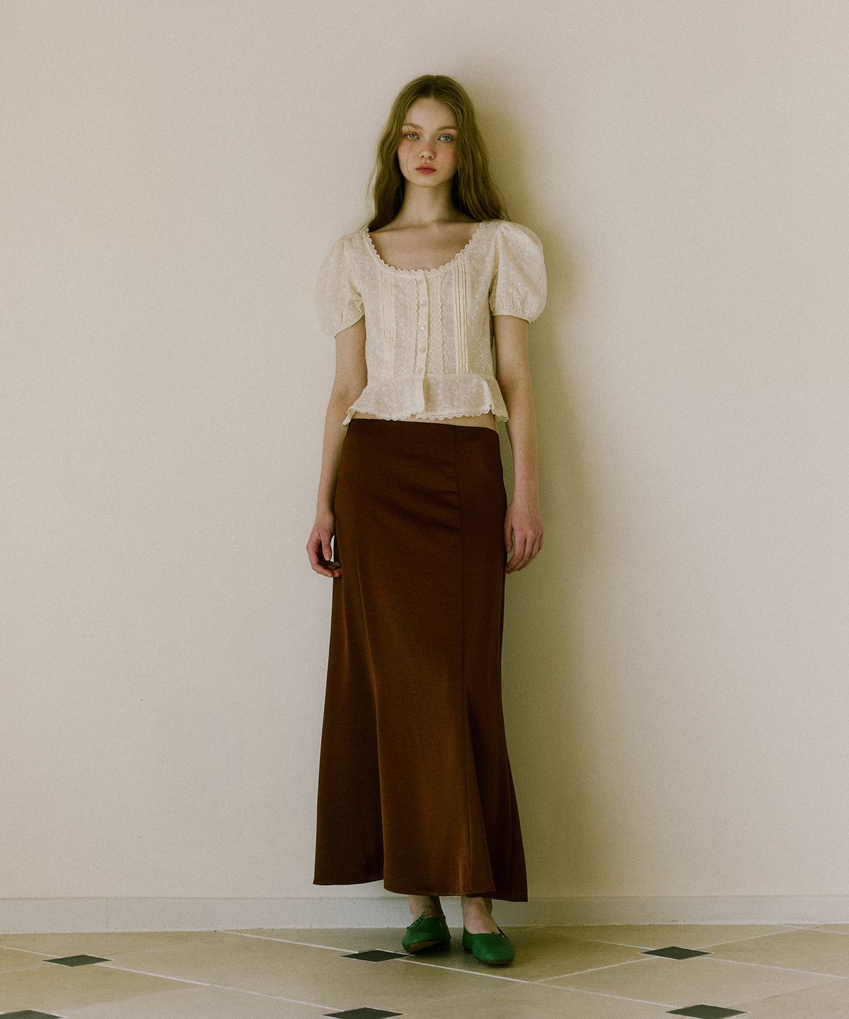 그린버터(GREENBUTTER) Silky banding Skirt (Brown)