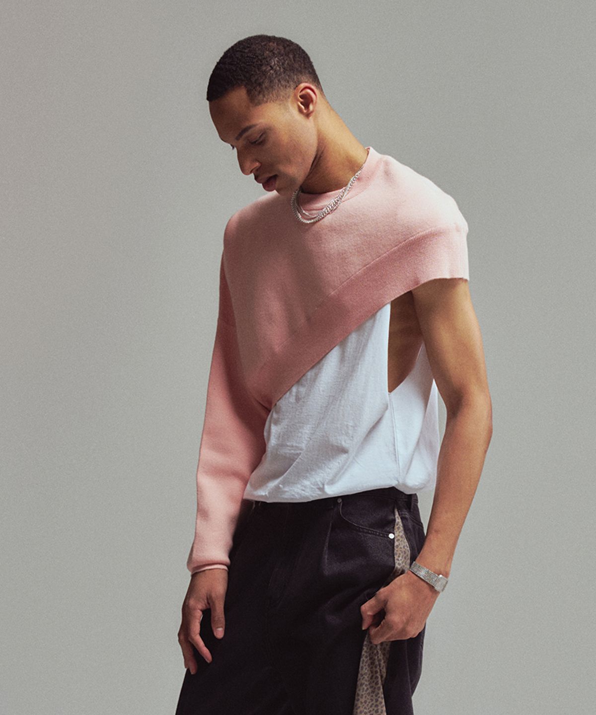 에르에르(ERER) [UN] Diagonal crop knit Pink