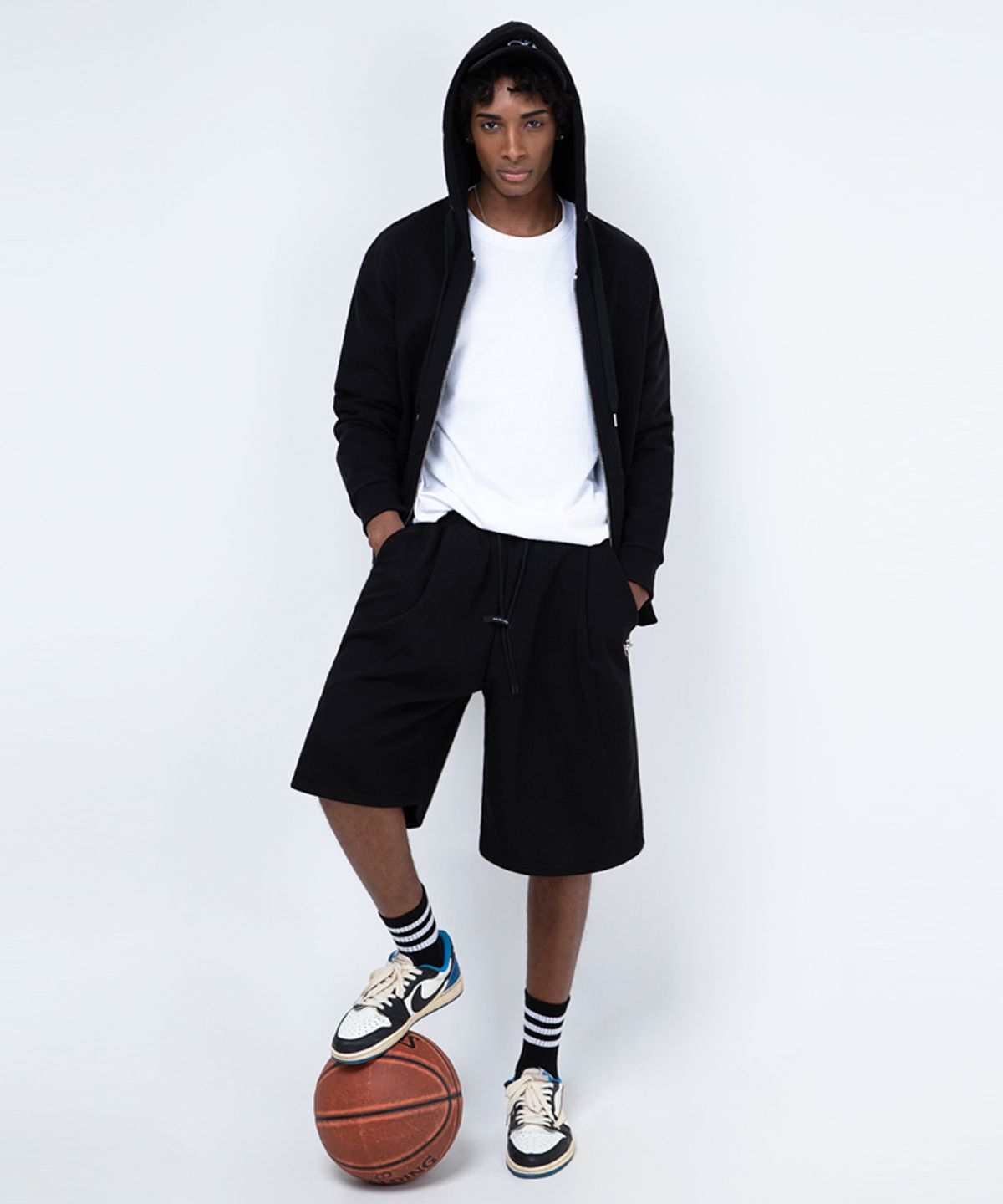스트라이크(STRIKE) Hoops Shorts (4 COLORS)