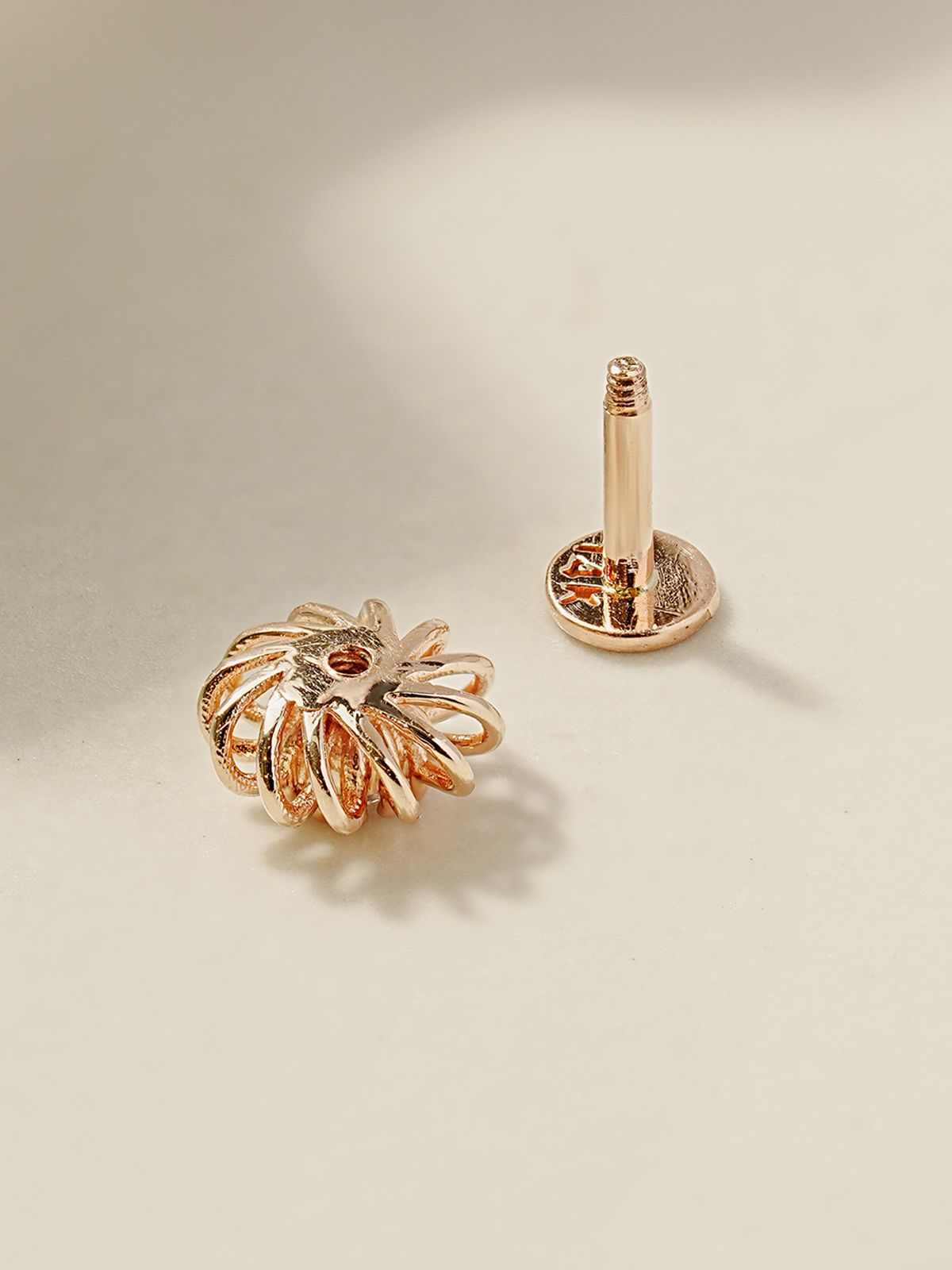 미니멀피어싱(MINIMALPIERCING) 14K 허리케인 큐빅 라블렛 피어싱