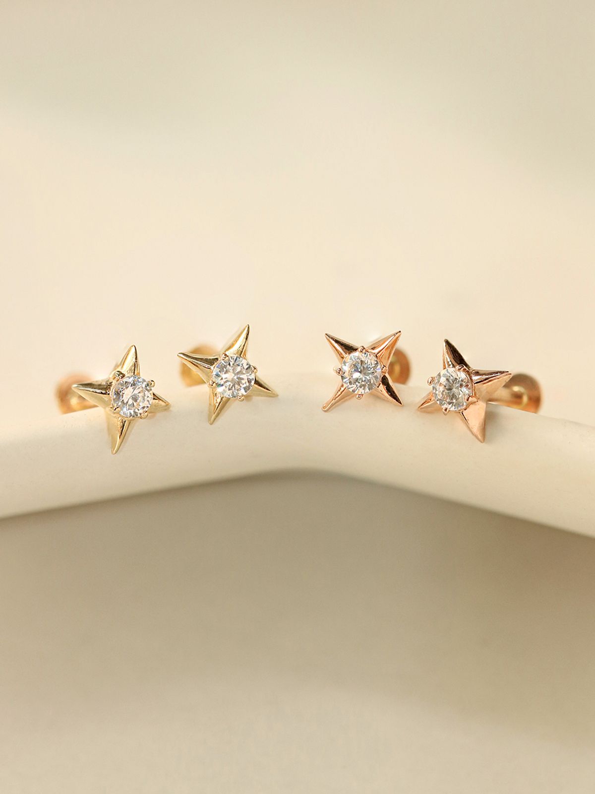 미니멀피어싱(MINIMALPIERCING) 14K 인터널 큐빅 스터드 라블렛 피어싱