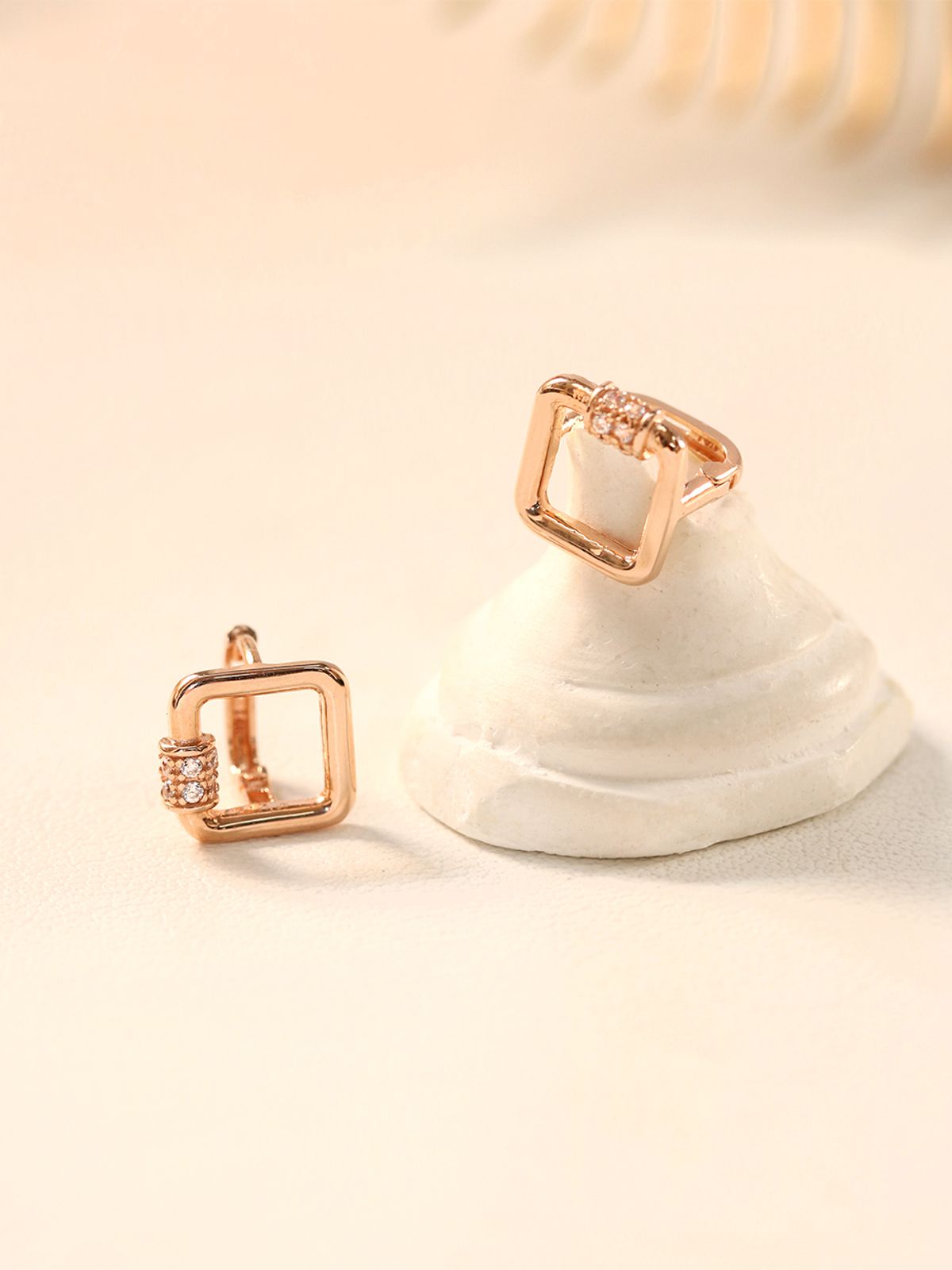 미니멀피어싱(MINIMALPIERCING) 14K 18K 오픈 사각 큐빅 원터치 링 귀걸이