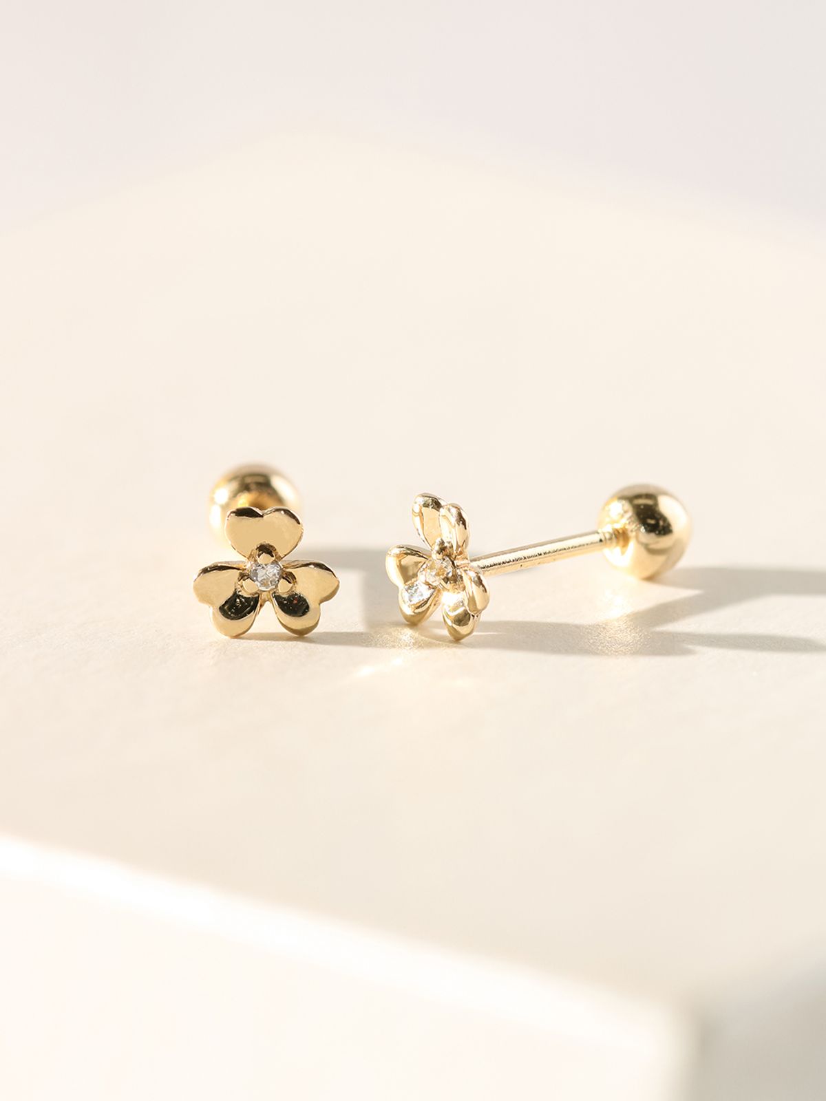 미니멀피어싱(MINIMALPIERCING) 14K 미니 세잎클로버 피어싱 귀걸이