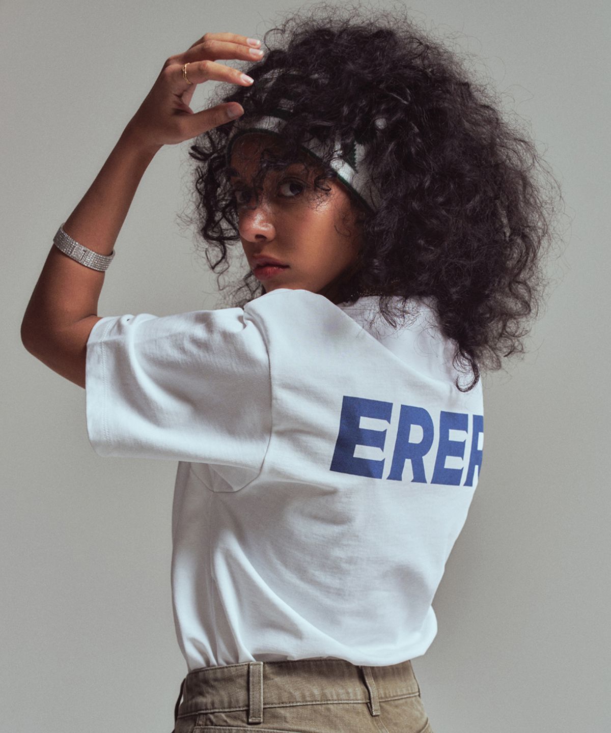 에르에르(ERER) [UN] Basic logo t-shirt White