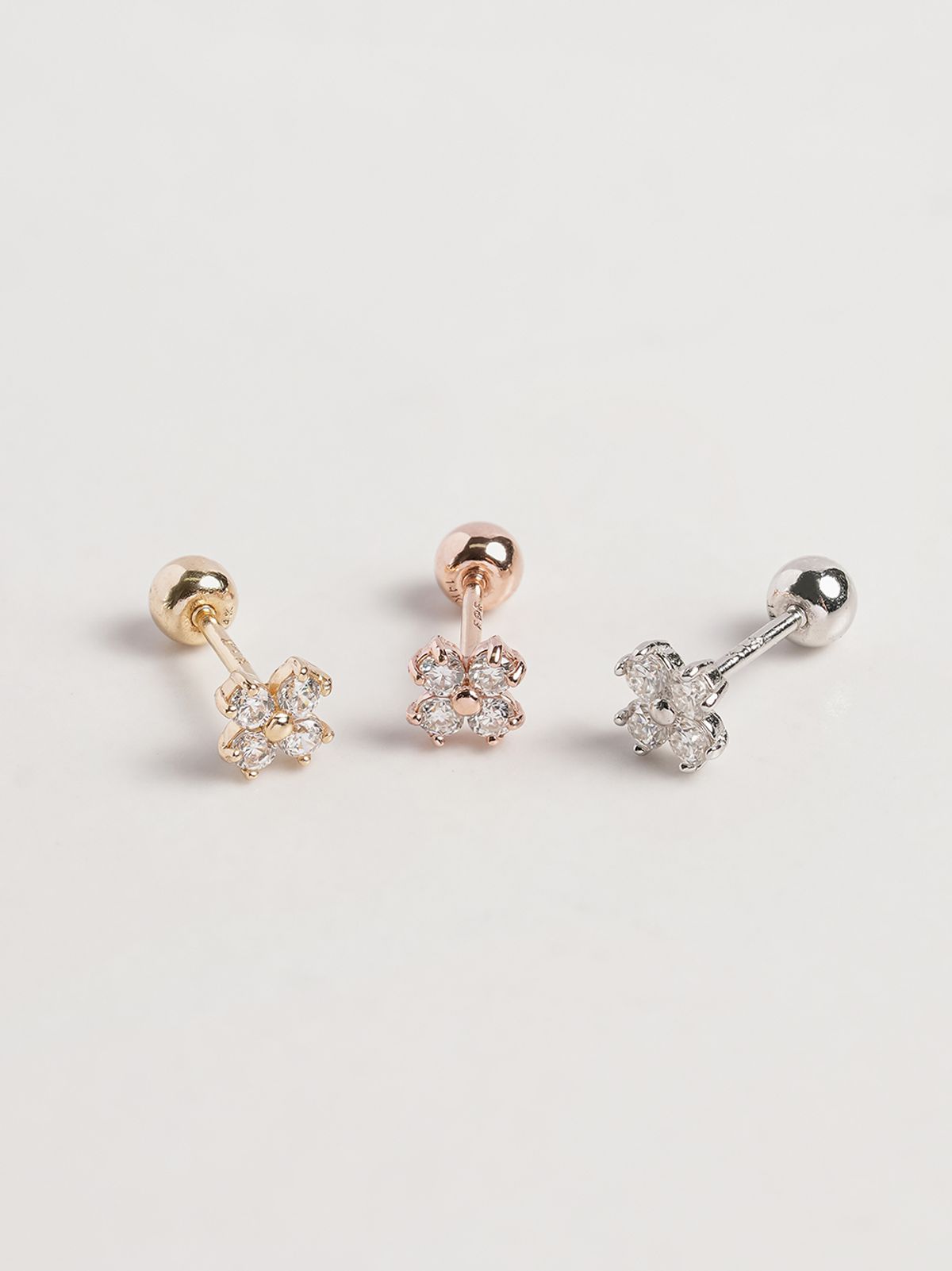 미니멀피어싱(MINIMALPIERCING) 14K 모이사나이트 다이아 네잎 꽃잎 피어싱 귀걸이