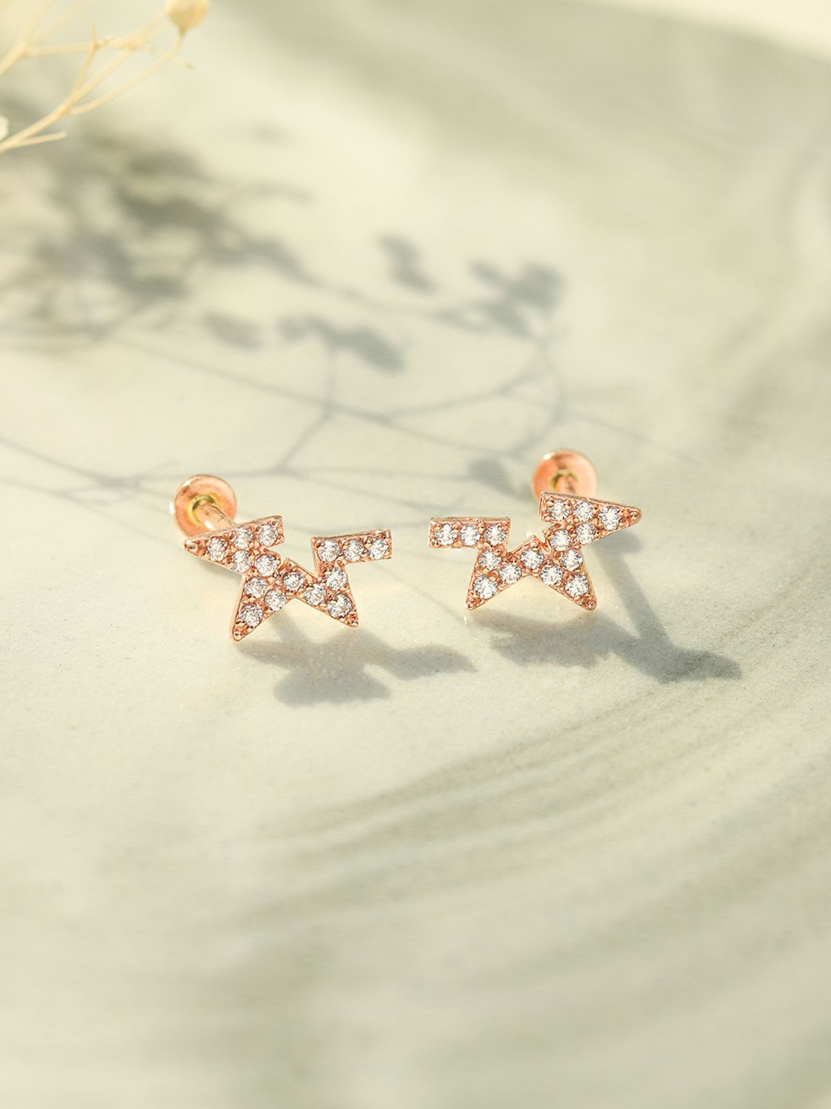 미니멀피어싱(MINIMALPIERCING) 14K 인터널 언발 큐빅 별 라블렛 피어싱