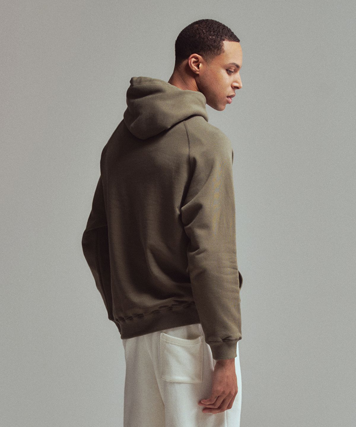 에르에르(ERER) [UN] Basic hoodie Khaki