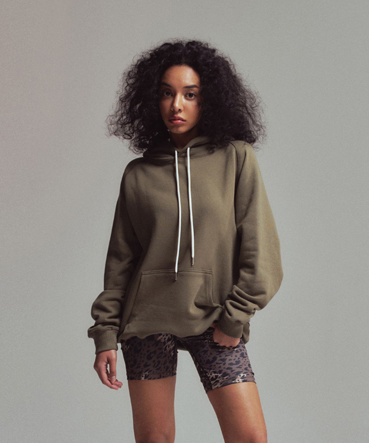 에르에르(ERER) [UN] Basic hoodie Khaki