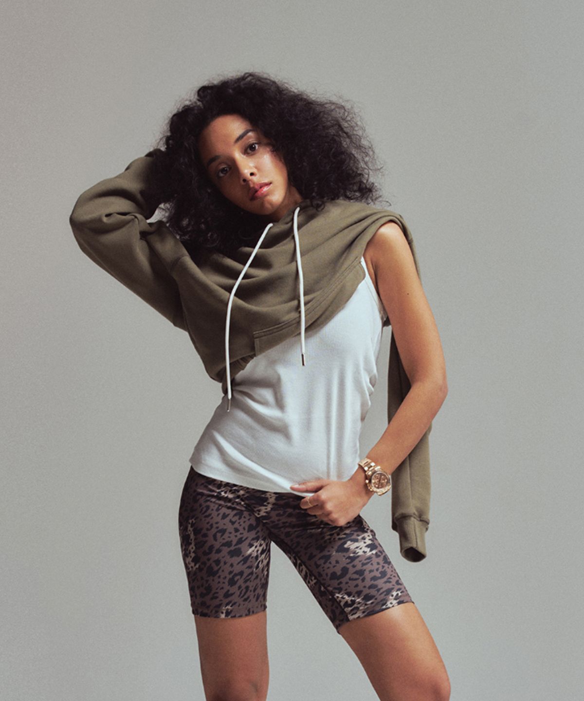 에르에르(ERER) [UN] Basic hoodie Khaki